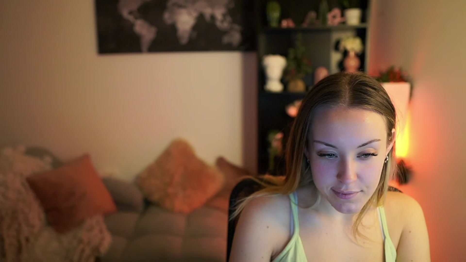 Gallery image thumbnail from Brooklyn_Ch's myfreecams stream on, 12/17/2023, 11:38 image 10 of 20