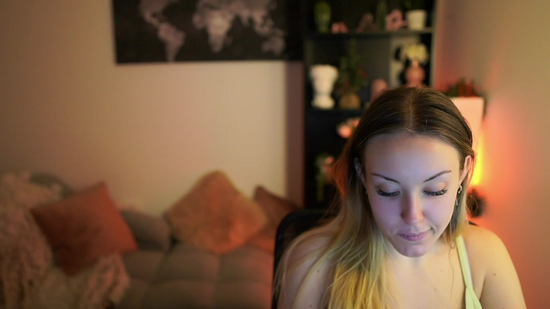 Gallery image thumbnail from Brooklyn_Ch's myfreecams stream on, 12/17/2023, 12:59 image 5 of 20