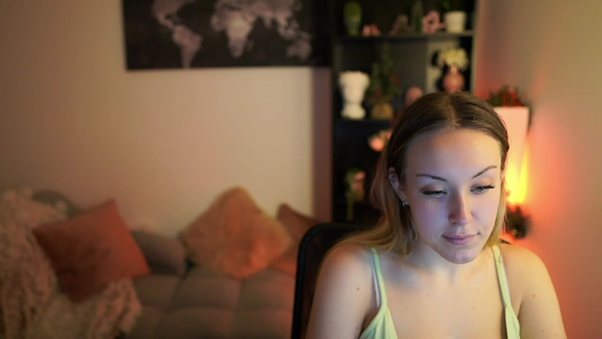 Gallery image thumbnail from Brooklyn_Ch's myfreecams stream on, 12/17/2023, 12:59 image 10 of 20