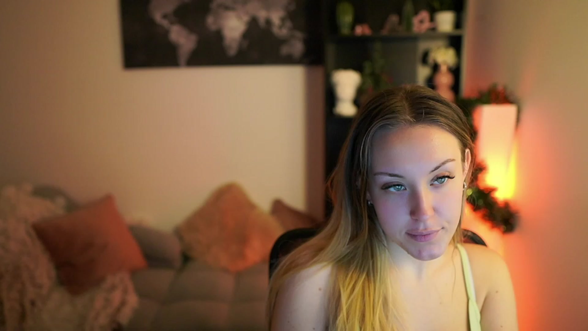 Gallery image thumbnail from Brooklyn_Ch's myfreecams stream on, 12/17/2023, 12:59 image 3 of 20