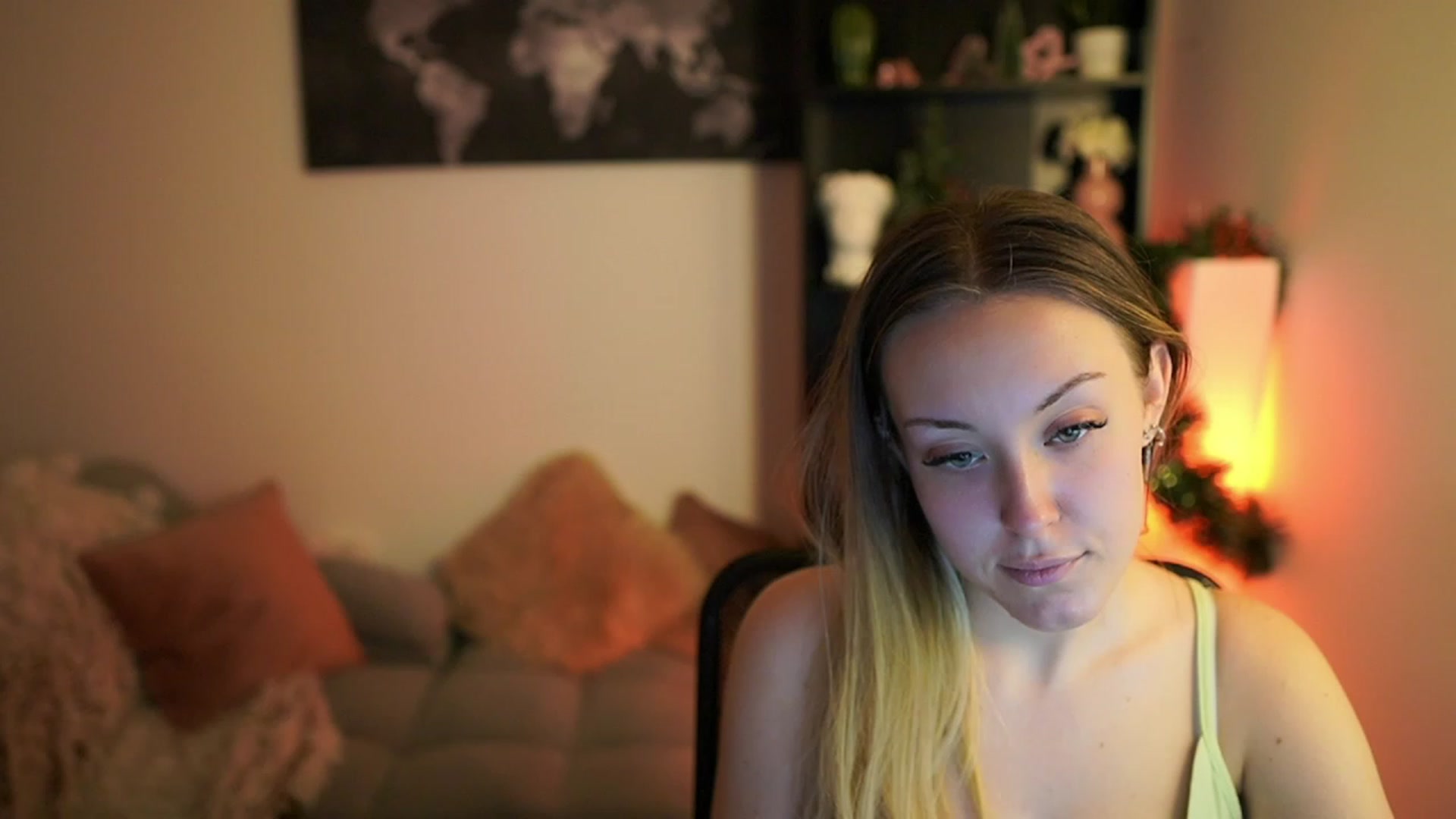 Gallery image thumbnail from Brooklyn_Ch's myfreecams stream on, 12/17/2023, 12:59 image 7 of 20