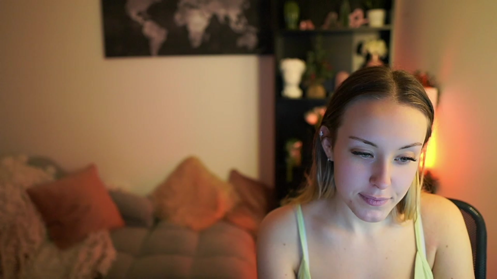 Gallery image thumbnail from Brooklyn_Ch's myfreecams stream on, 12/17/2023, 13:51 image 6 of 20