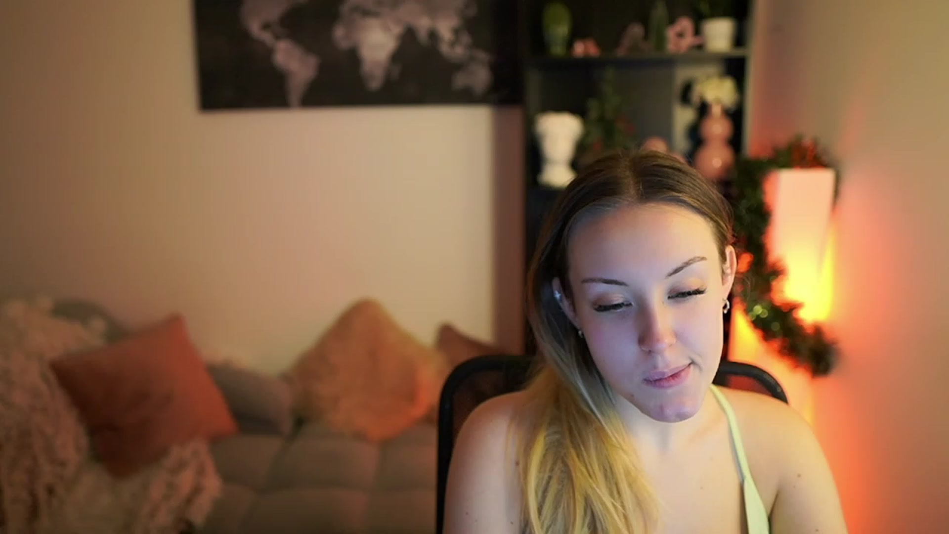 Gallery image thumbnail from Brooklyn_Ch's myfreecams stream on, 12/17/2023, 13:51 image 11 of 20