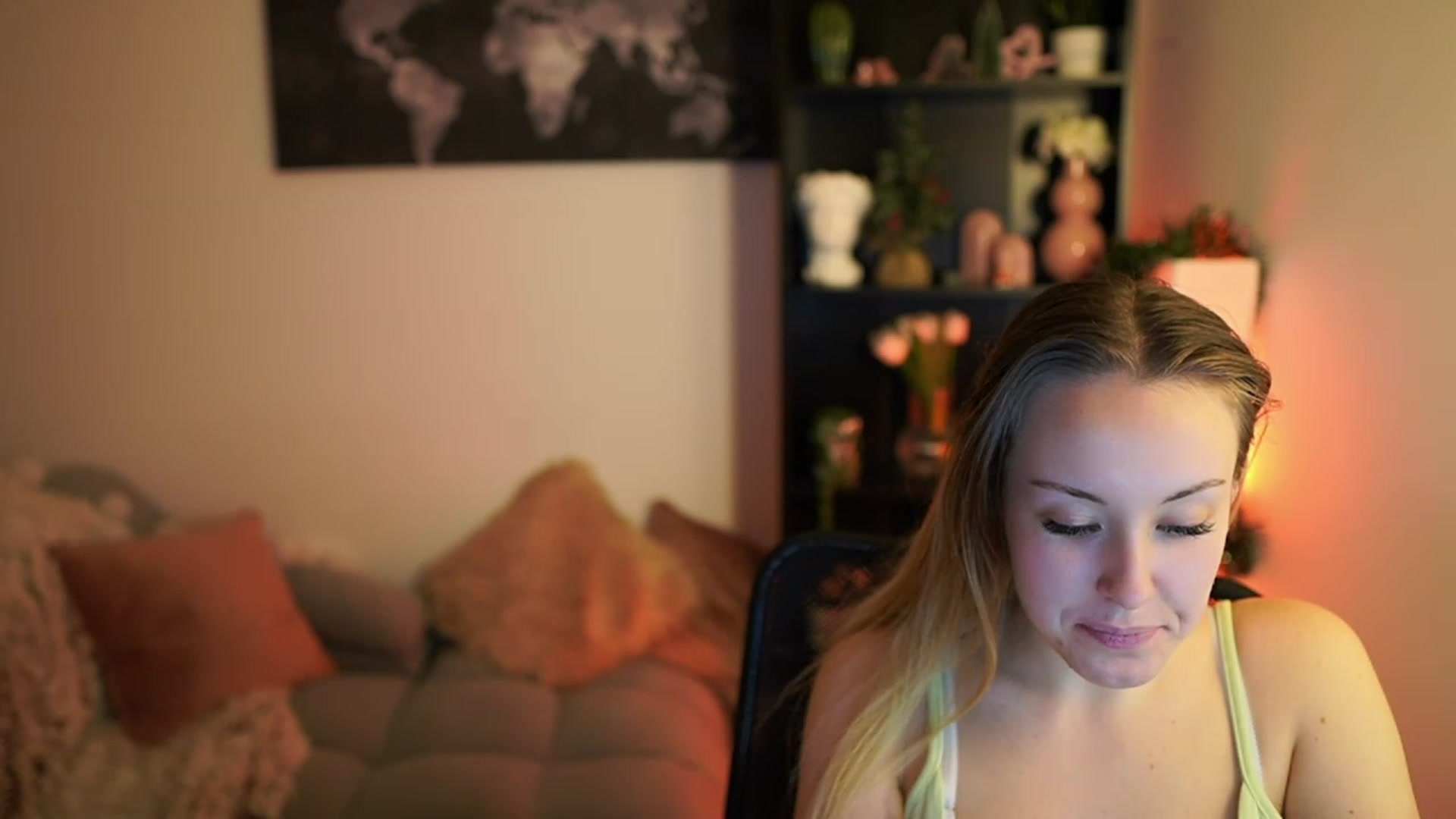 Gallery image thumbnail from Brooklyn_Ch's myfreecams stream on, 12/17/2023, 17:54 image 18 of 20