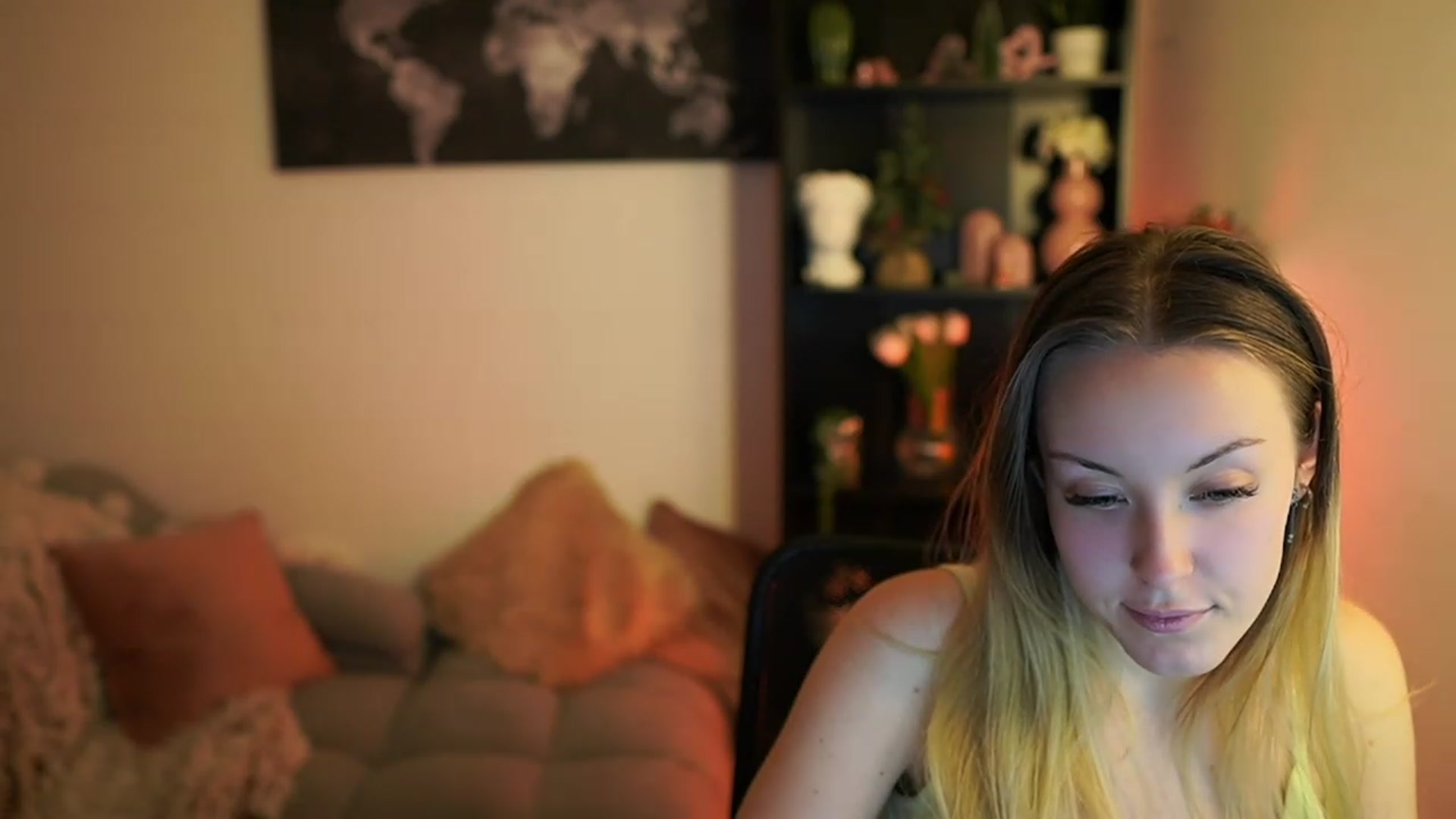 Gallery image thumbnail from Brooklyn_Ch's myfreecams stream on, 12/17/2023, 17:54 image 16 of 20