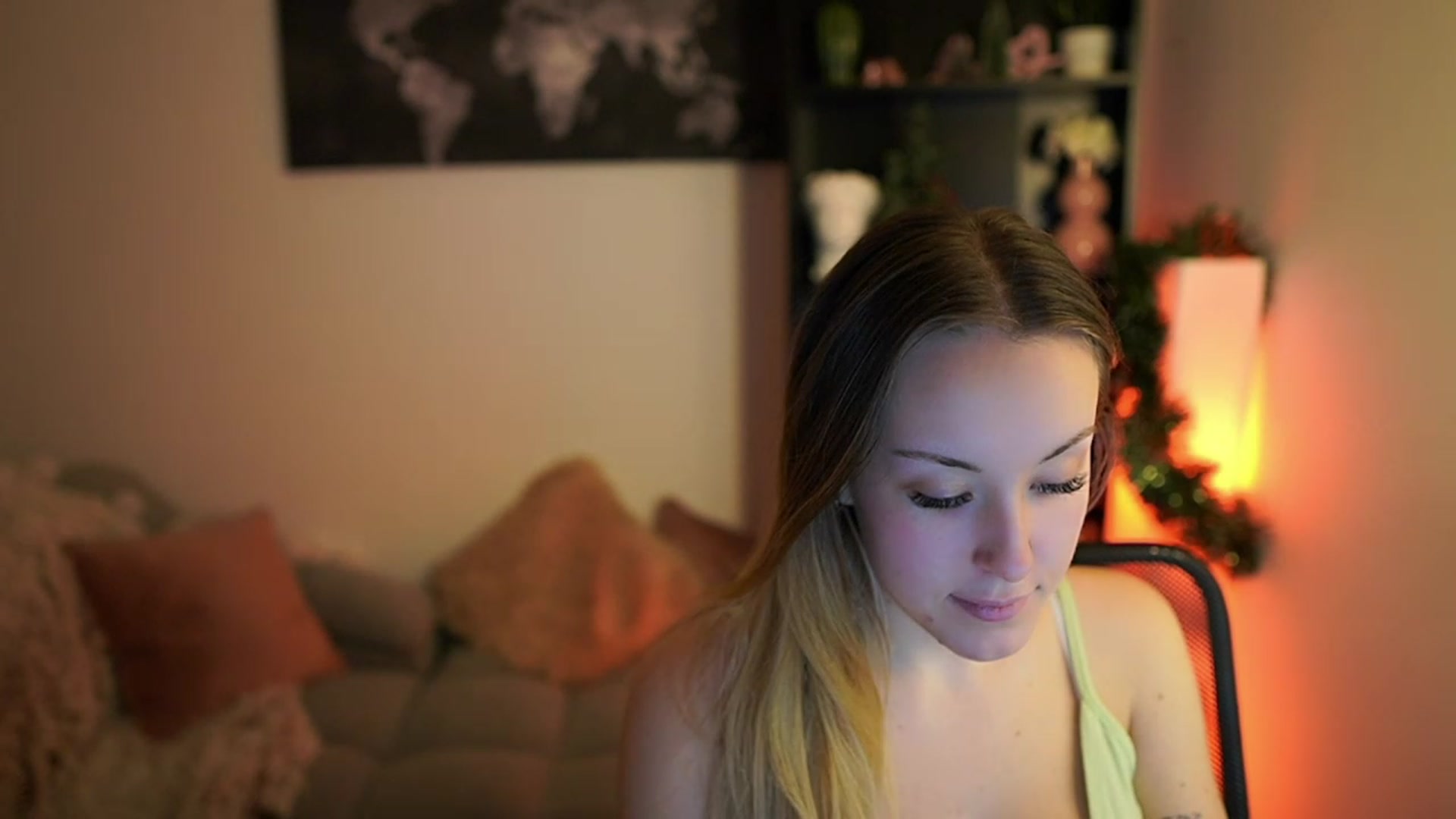 Gallery image thumbnail from Brooklyn_Ch's myfreecams stream on, 12/17/2023, 17:54 image 12 of 20