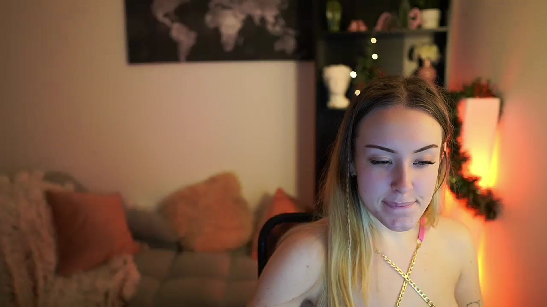 Gallery image thumbnail from Brooklyn_Ch's myfreecams stream on, 12/19/2023, 12:17 image 12 of 20