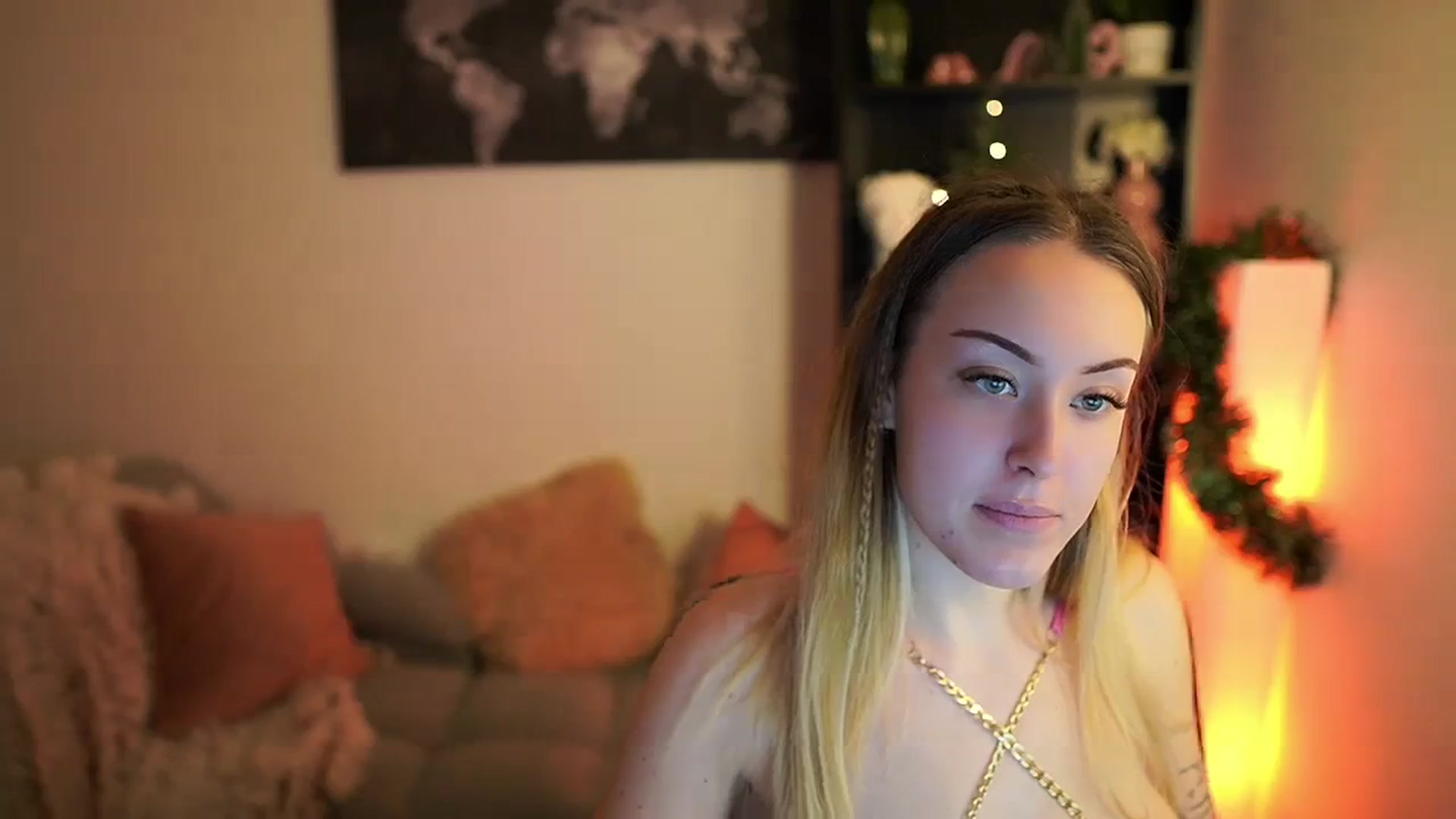 Gallery image thumbnail from Brooklyn_Ch's myfreecams stream on, 12/19/2023, 12:17 image 6 of 20