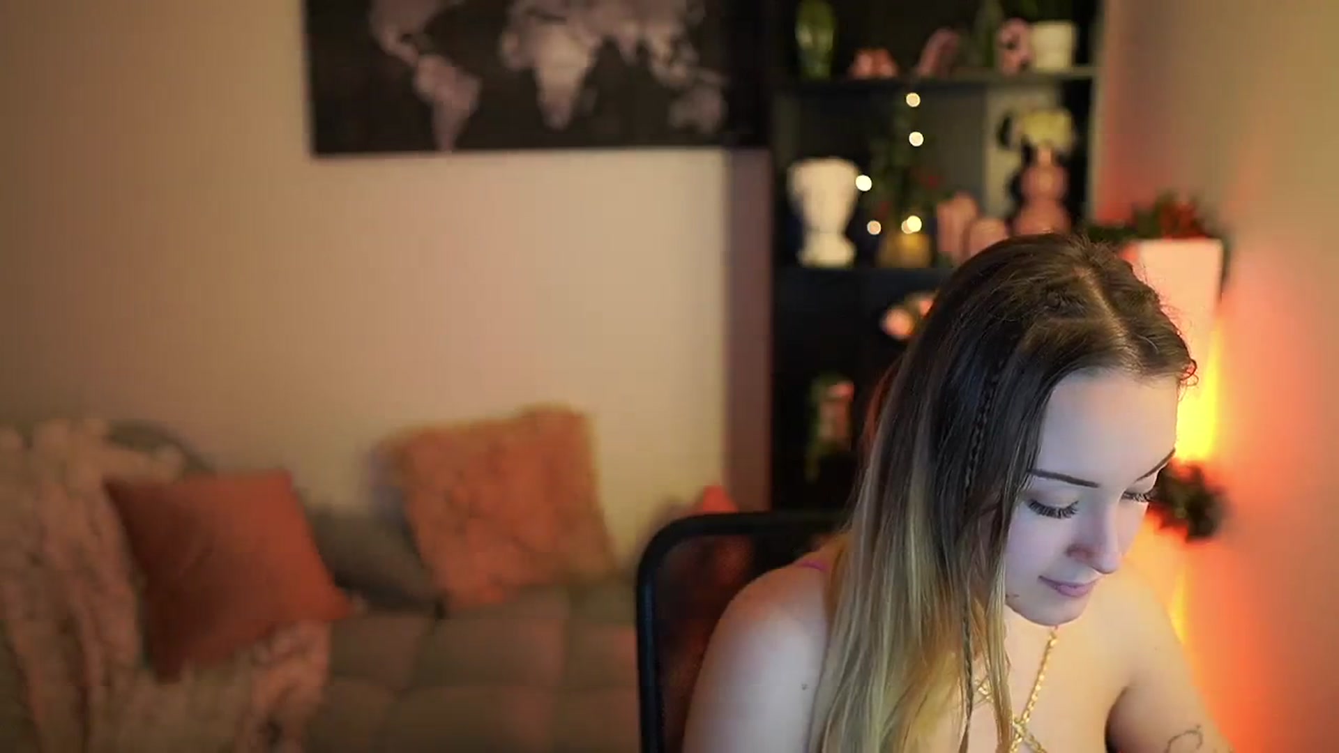 Gallery image thumbnail from Brooklyn_Ch's myfreecams stream on, 12/19/2023, 16:01 image 16 of 20