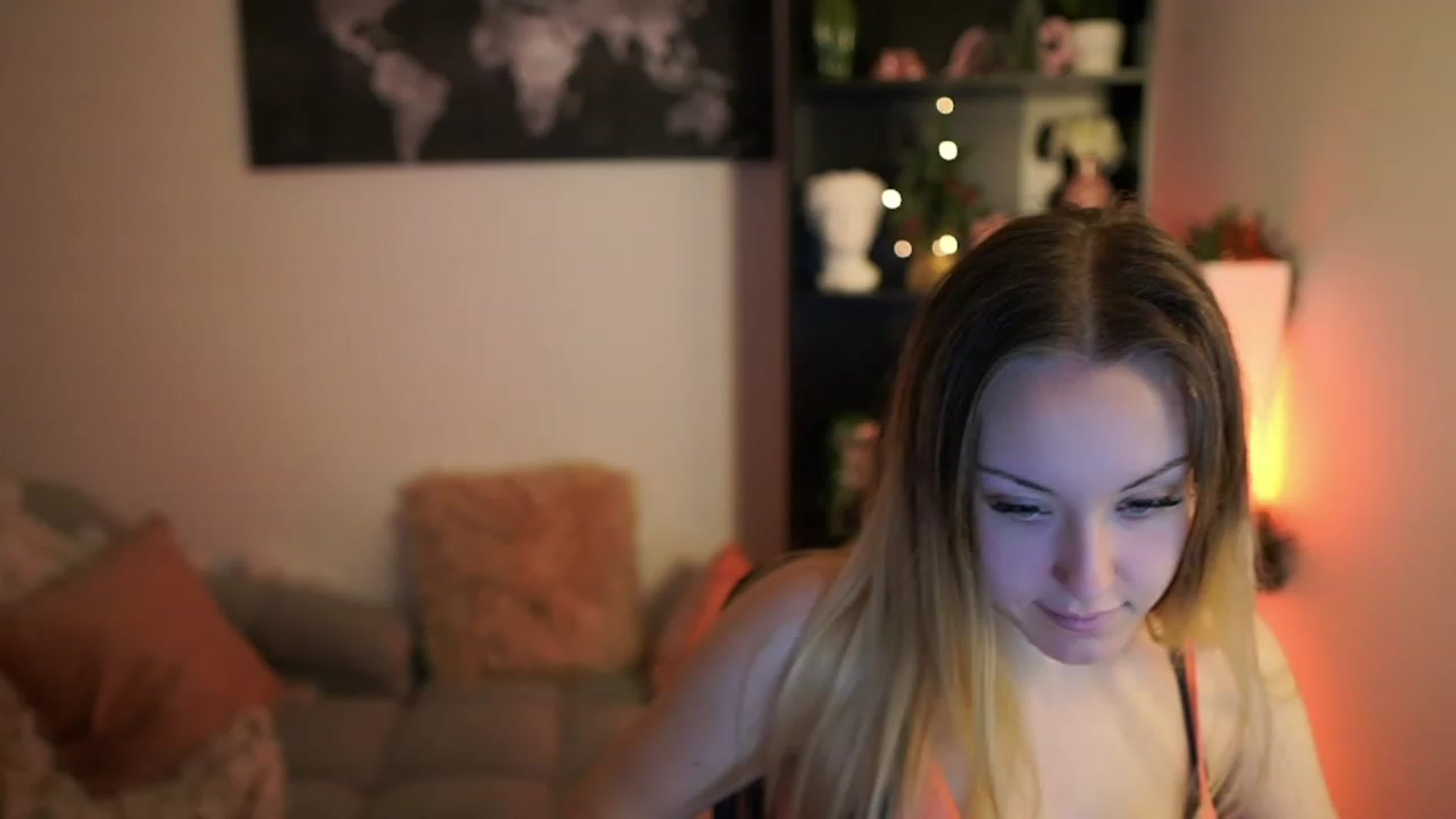 Gallery image thumbnail from Brooklyn_Ch's myfreecams stream on, 12/20/2023, 11:06 image 10 of 20