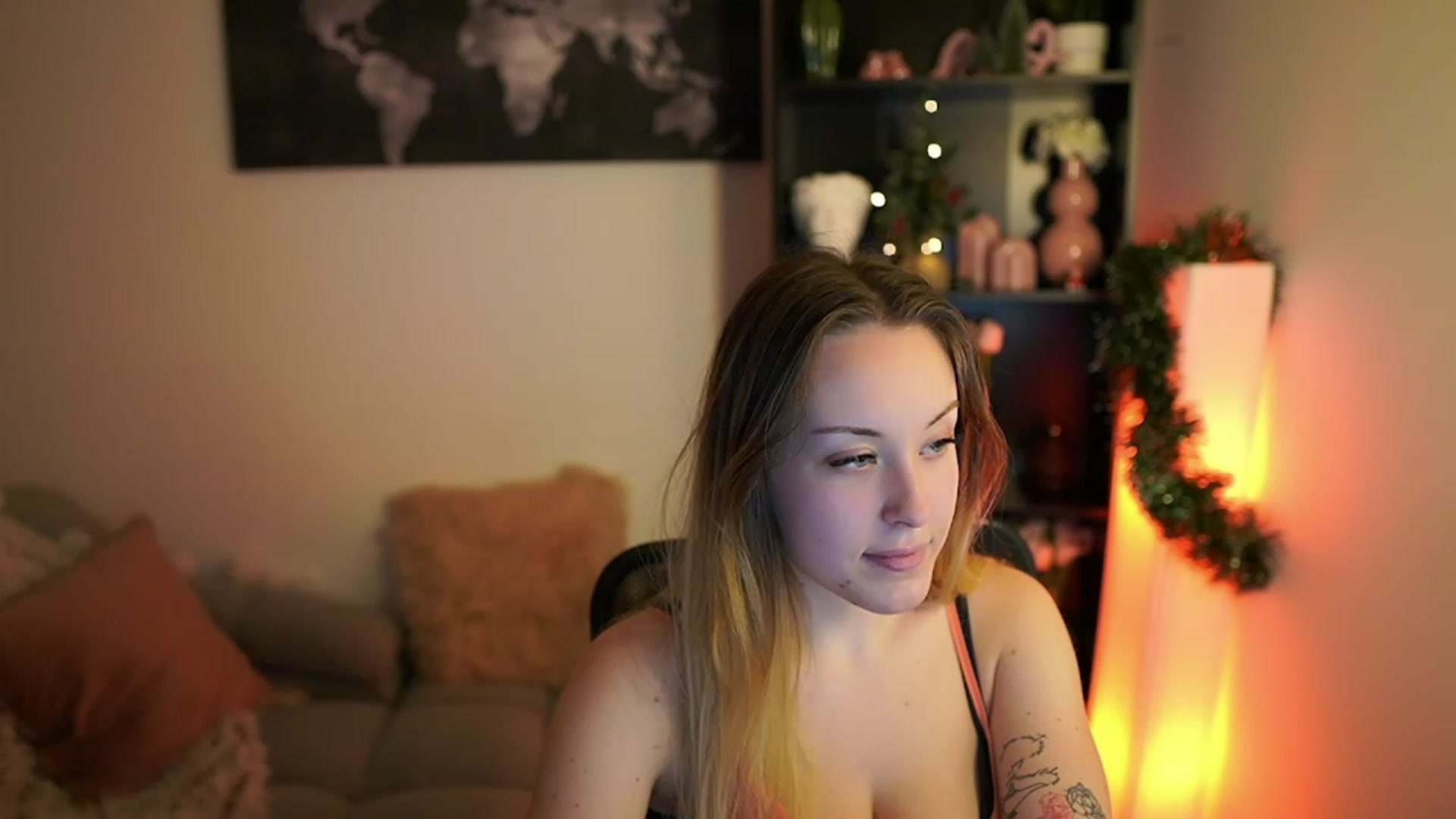Gallery image thumbnail from Brooklyn_Ch's myfreecams stream on, 12/20/2023, 14:02 image 5 of 20