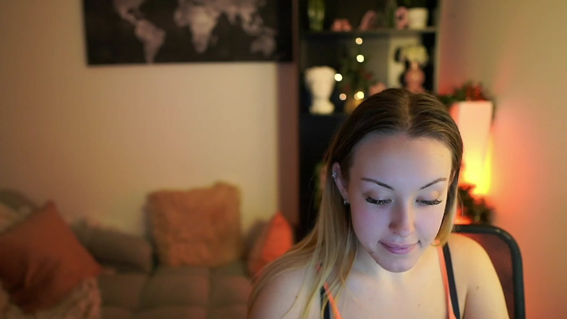 Gallery image thumbnail from Brooklyn_Ch's myfreecams stream on, 12/20/2023, 14:02 image 14 of 20