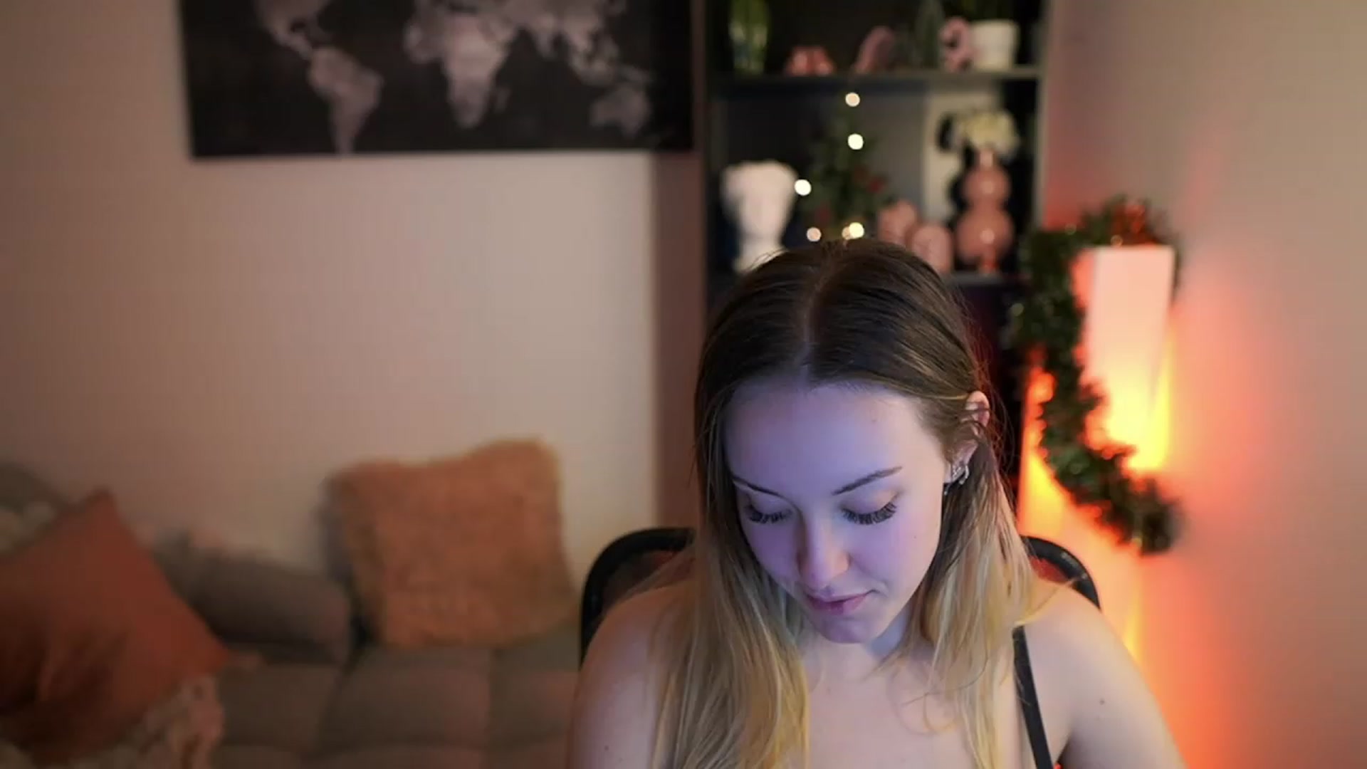 Gallery image thumbnail from Brooklyn_Ch's myfreecams stream on, 12/20/2023, 19:05 image 17 of 20