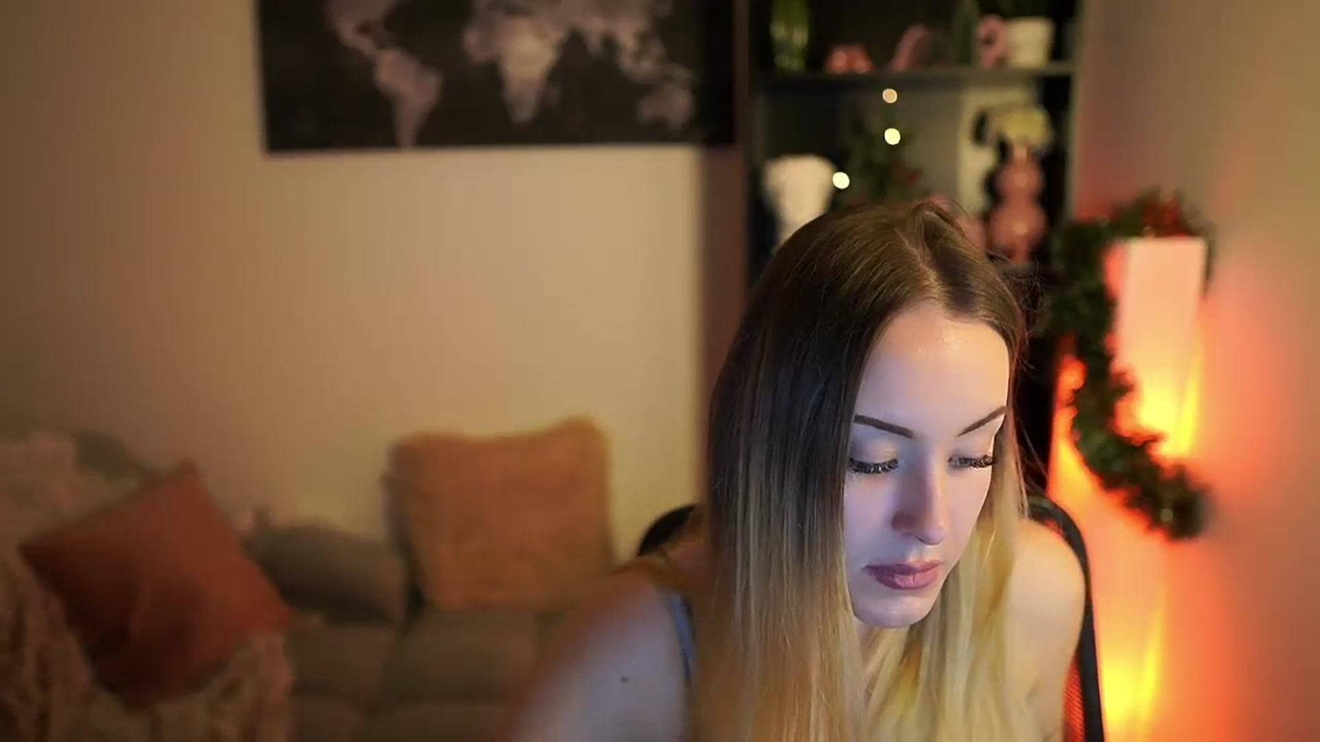 Gallery image thumbnail from Brooklyn_Ch's myfreecams stream on, 12/21/2023, 15:08 image 17 of 20