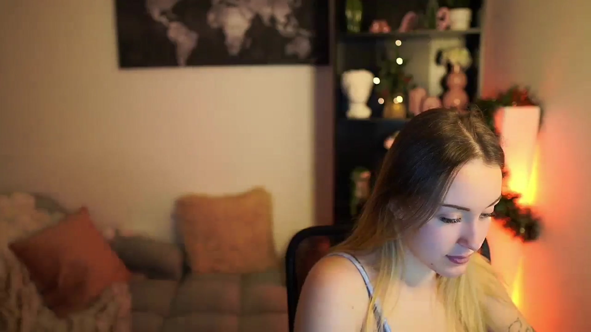 Gallery image thumbnail from Brooklyn_Ch's myfreecams stream on, 12/21/2023, 15:08 image 10 of 20