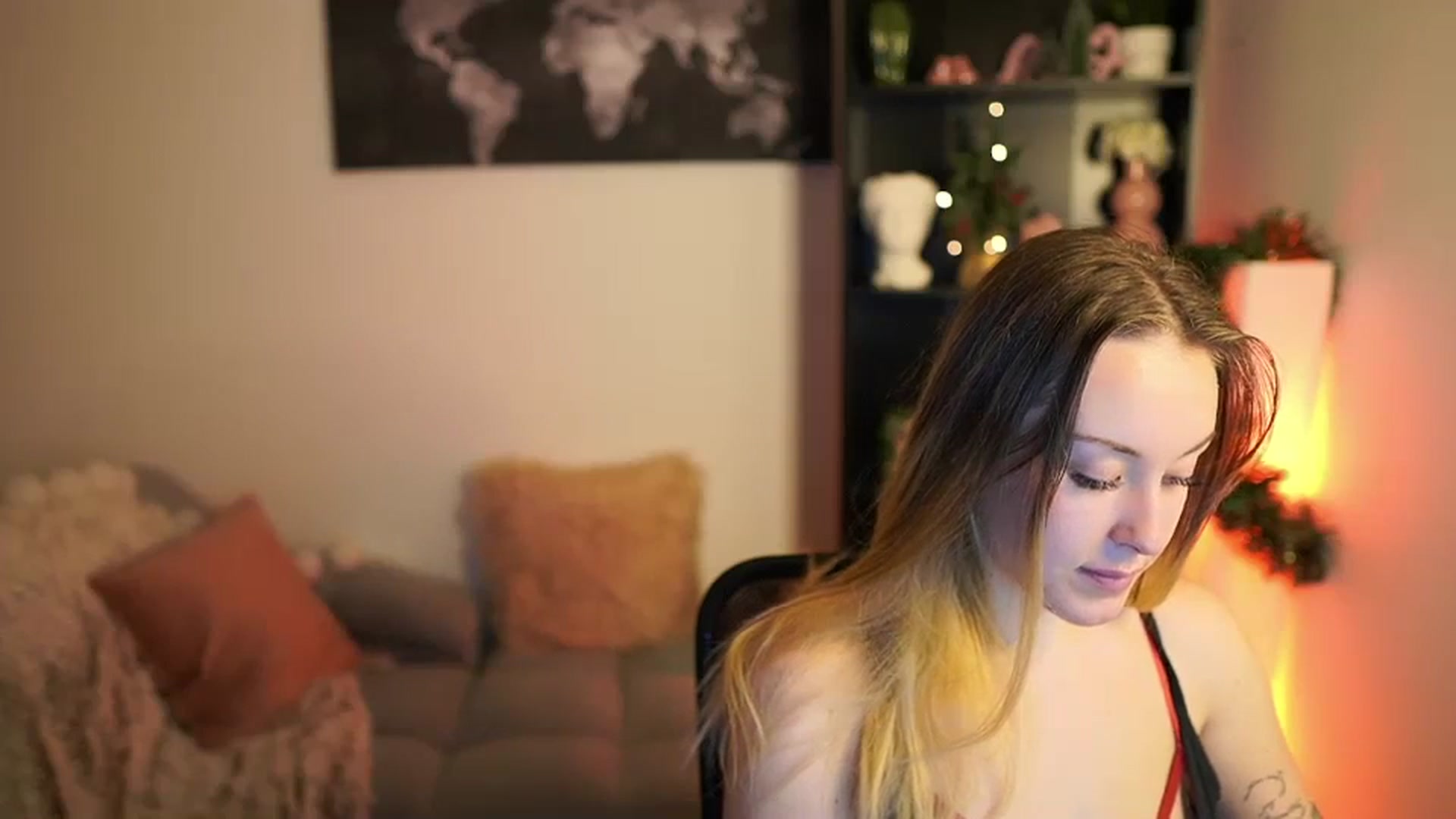 Gallery image thumbnail from Brooklyn_Ch's myfreecams stream on, 12/22/2023, 20:58 image 4 of 20