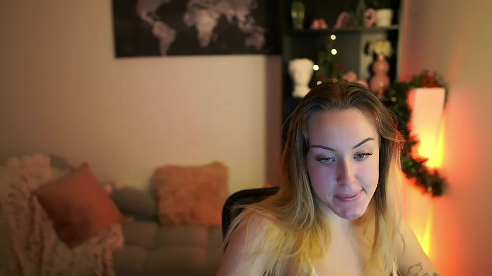 Gallery image thumbnail from Brooklyn_Ch's myfreecams stream on, 12/23/2023, 16:44 image 4 of 20