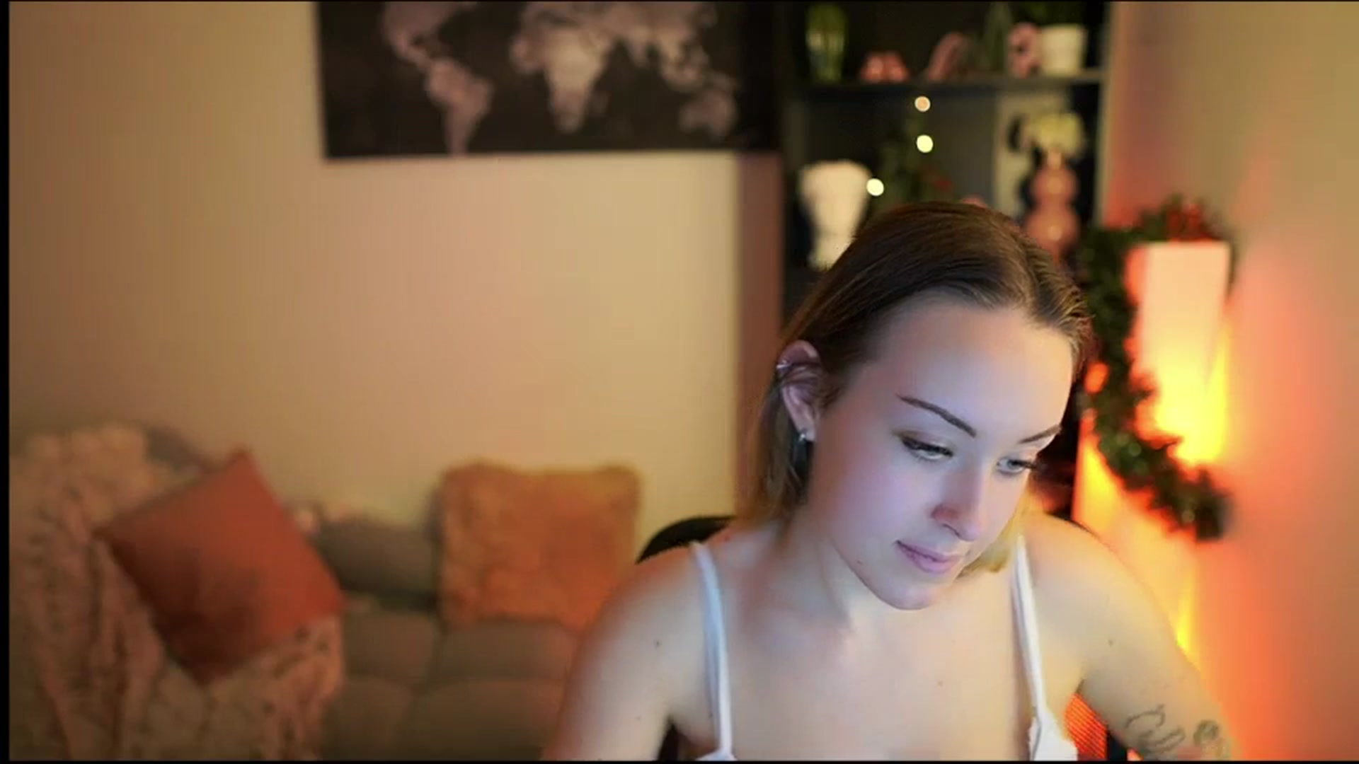 Gallery image thumbnail from Brooklyn_Ch's myfreecams stream on, 12/23/2023, 18:57 image 15 of 20