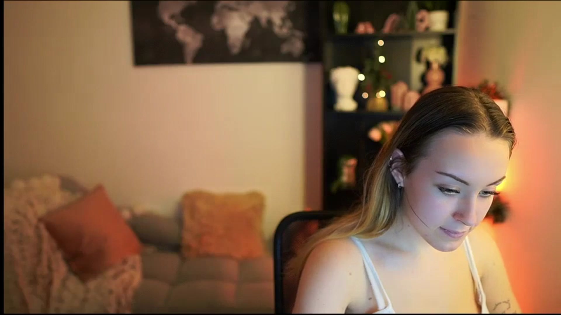 Gallery image thumbnail from Brooklyn_Ch's myfreecams stream on, 12/23/2023, 18:57 image 8 of 20