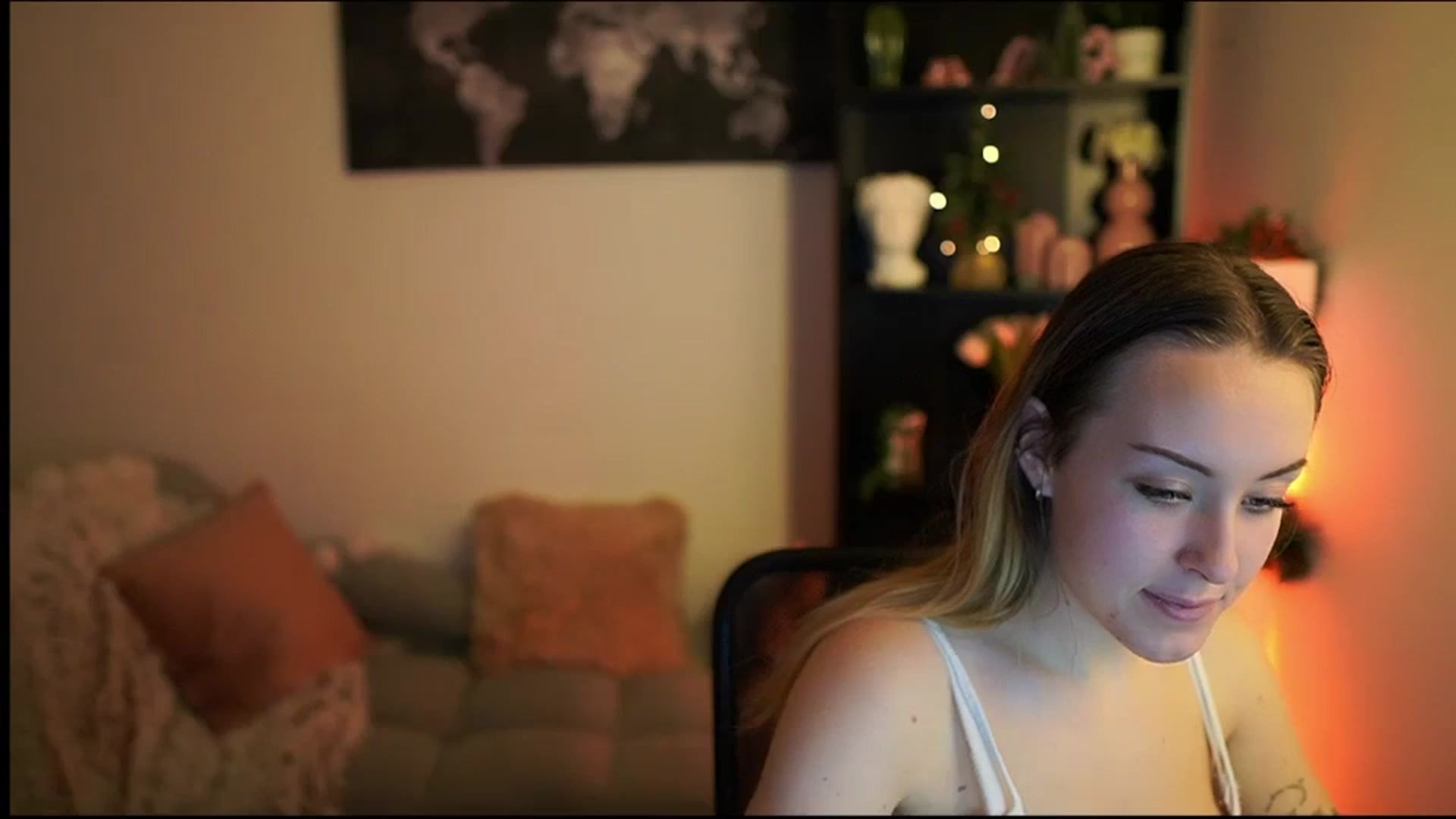 Gallery image thumbnail from Brooklyn_Ch's myfreecams stream on, 12/23/2023, 18:57 image 9 of 20