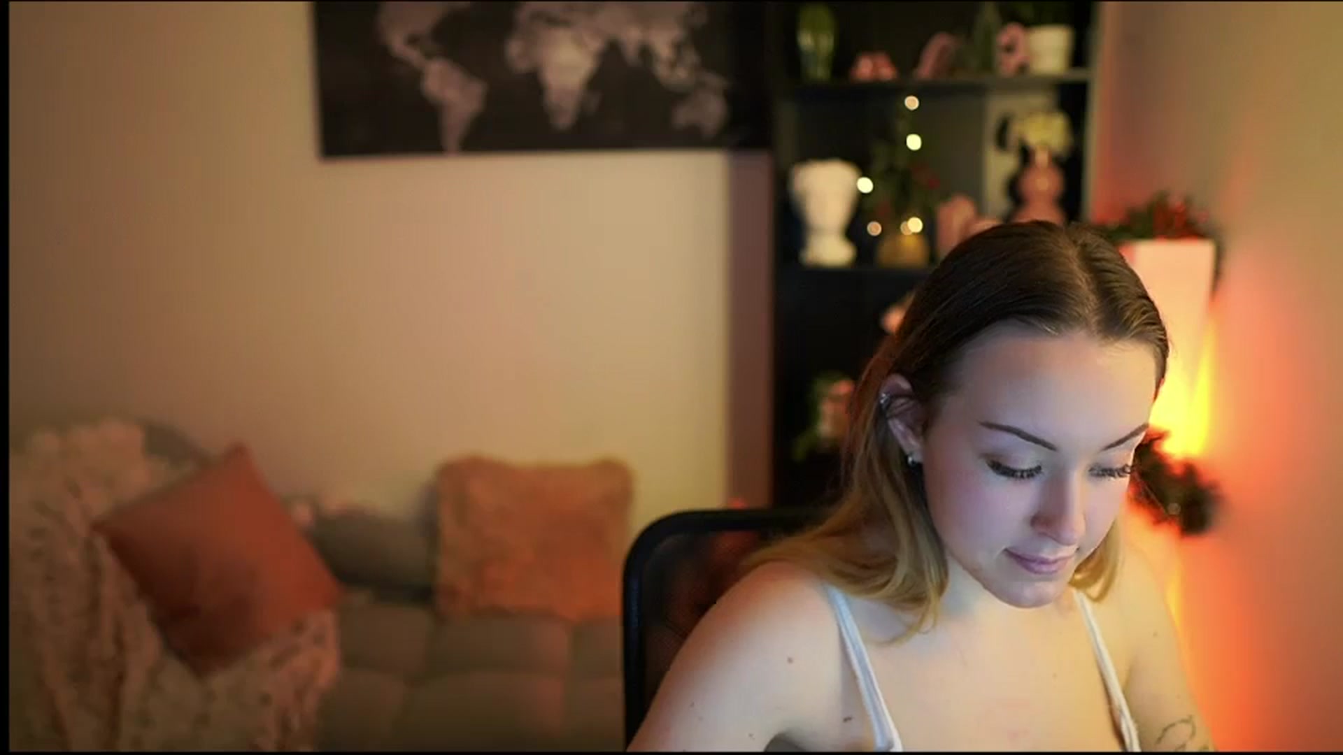 Gallery image thumbnail from Brooklyn_Ch's myfreecams stream on, 12/23/2023, 18:57 image 19 of 20