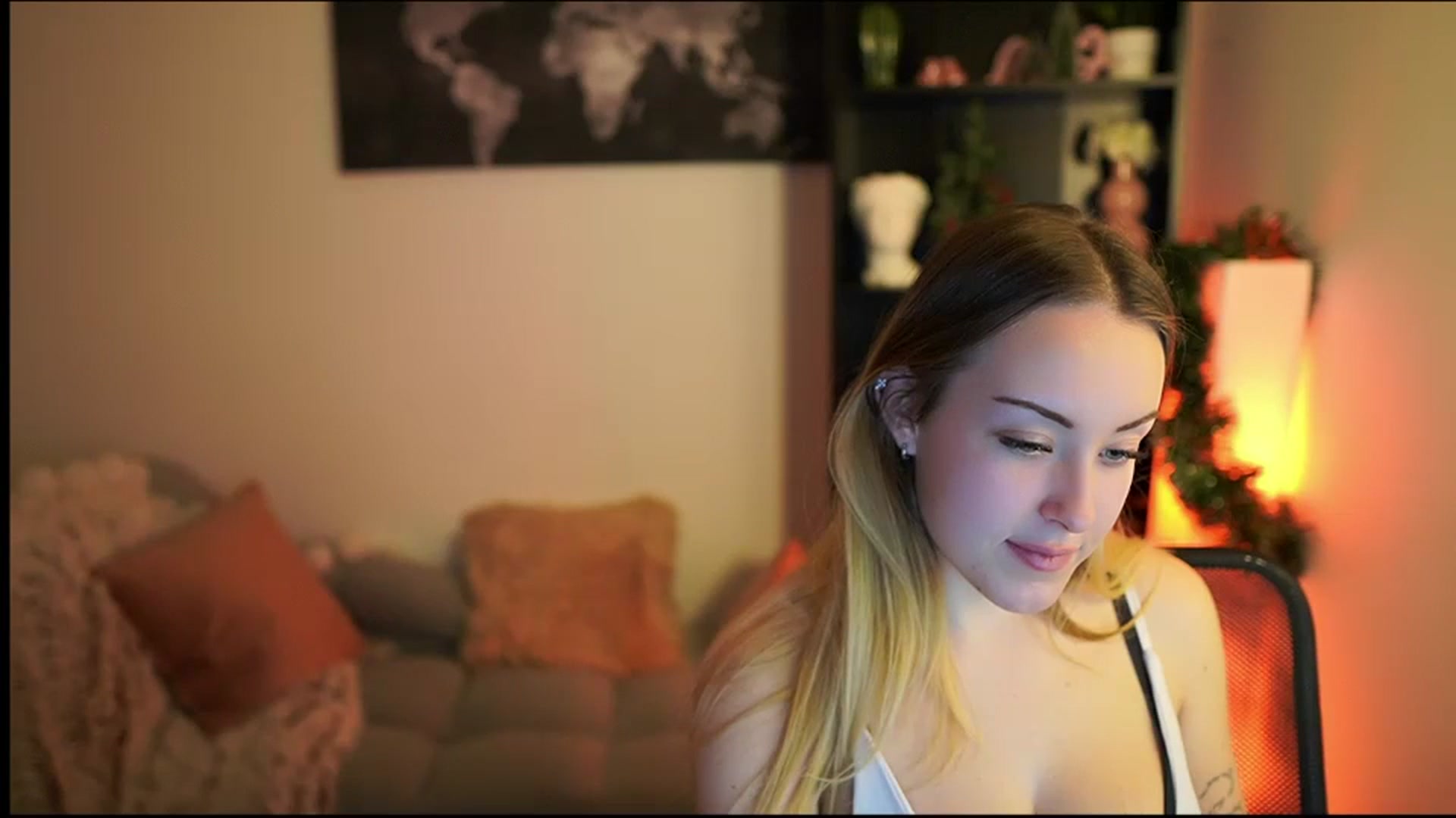 Gallery image thumbnail from Brooklyn_Ch's myfreecams stream on, 12/27/2023, 11:30 image 12 of 20