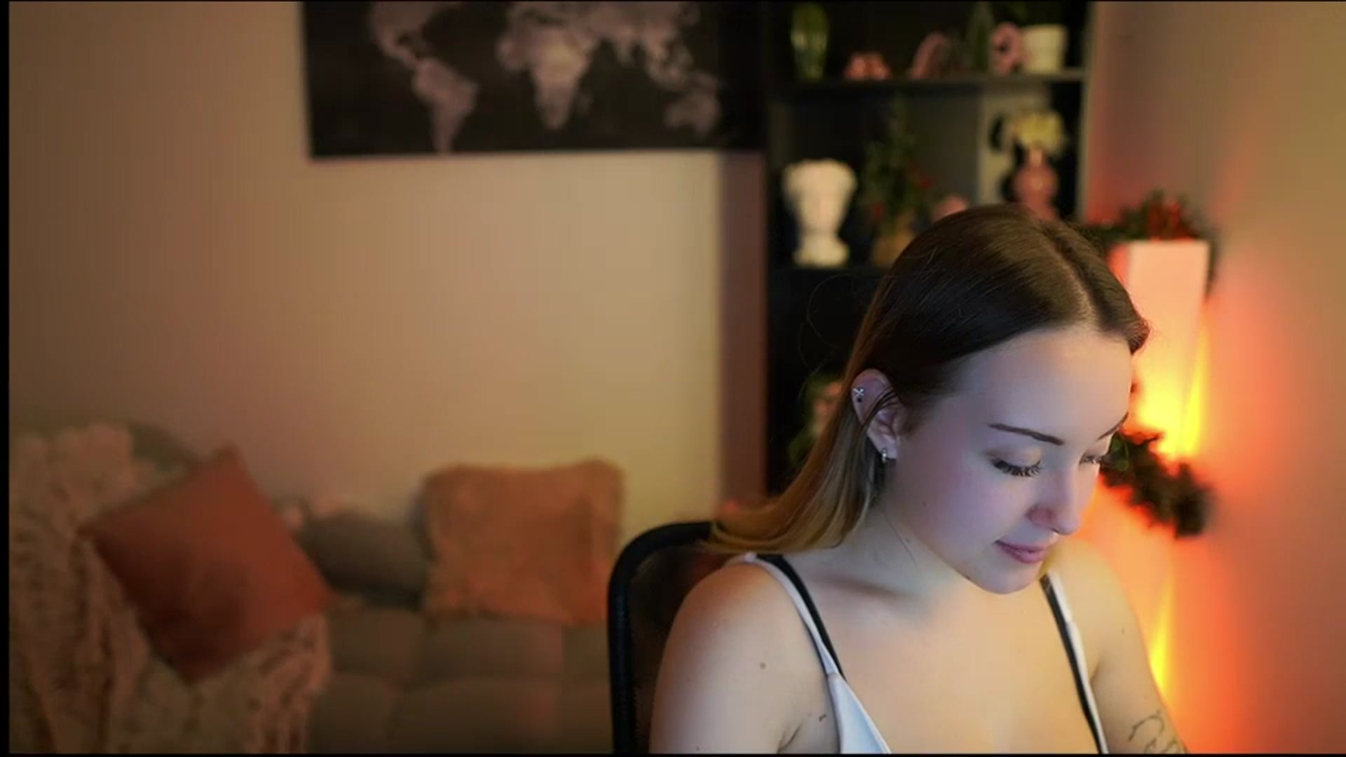 Gallery image thumbnail from Brooklyn_Ch's myfreecams stream on, 12/27/2023, 11:30 image 17 of 20