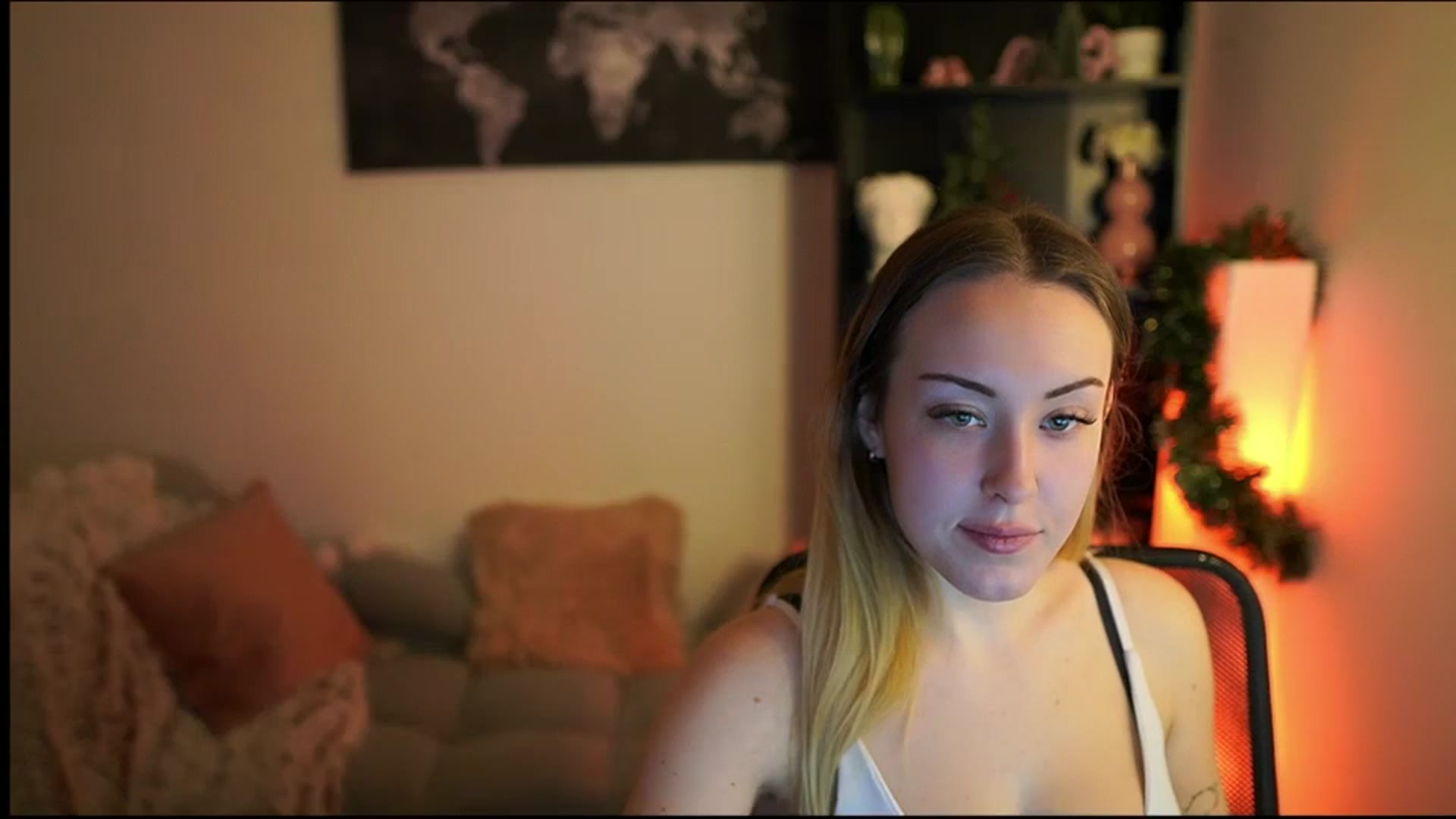 Gallery image thumbnail from Brooklyn_Ch's myfreecams stream on, 12/27/2023, 11:30 image 8 of 20