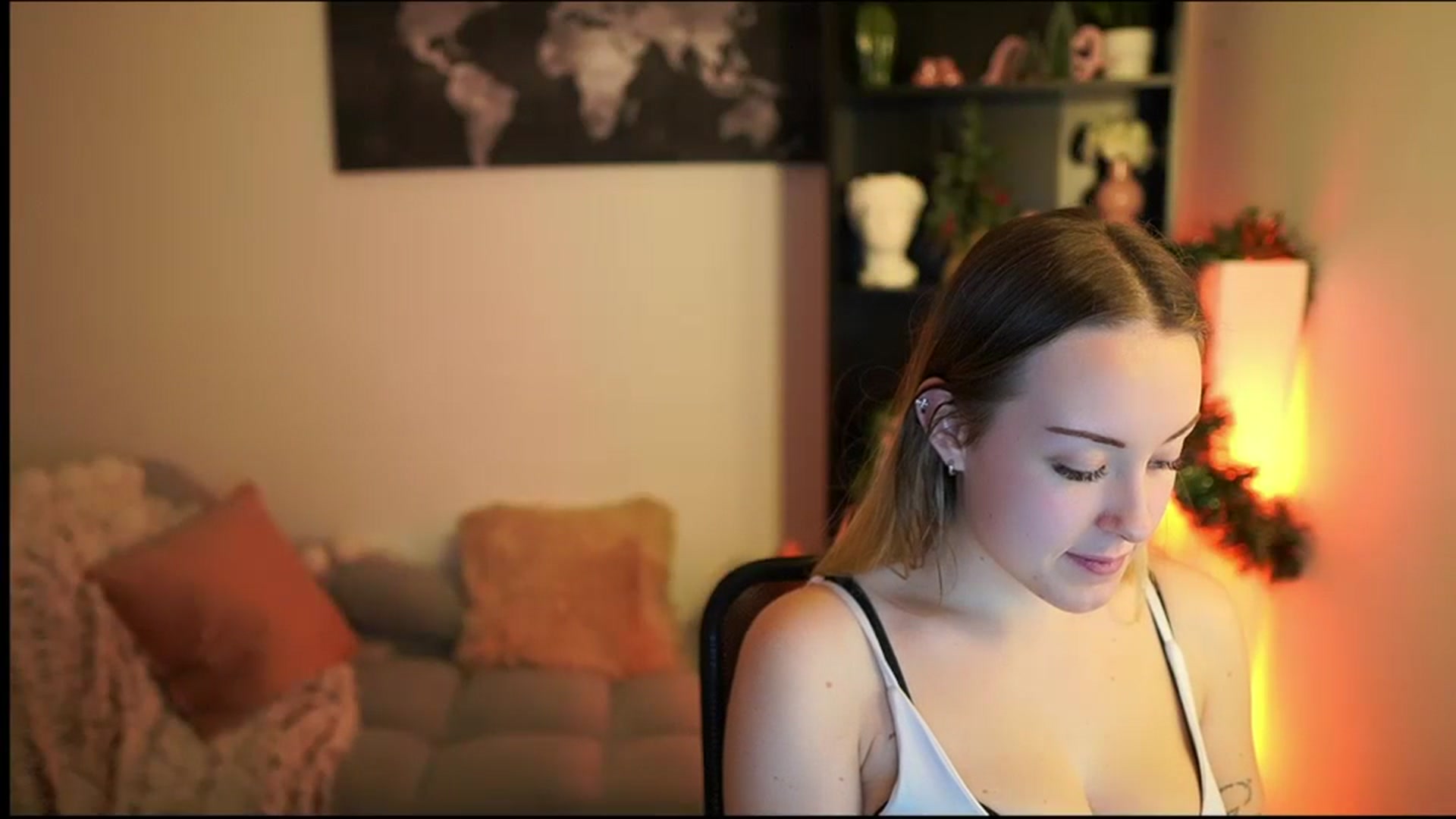 Gallery image thumbnail from Brooklyn_Ch's myfreecams stream on, 12/27/2023, 13:58 image 12 of 20