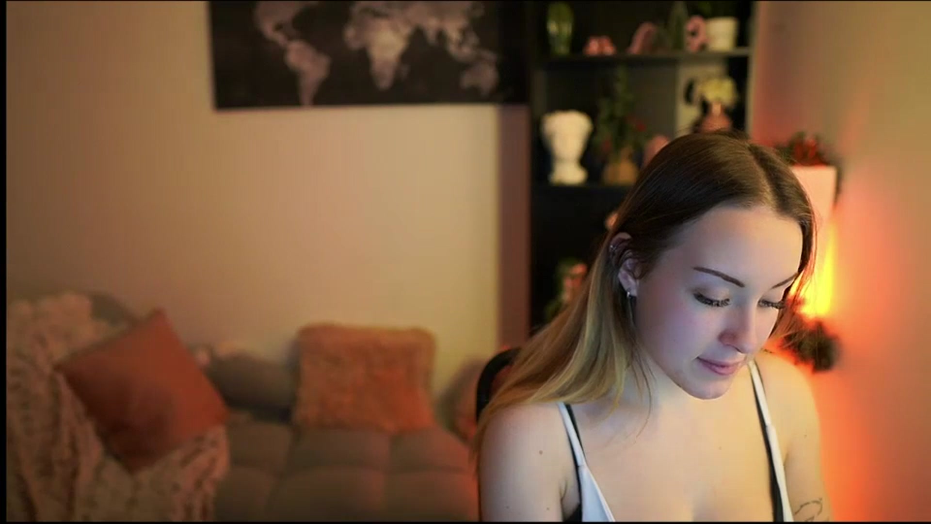 Gallery image thumbnail from Brooklyn_Ch's myfreecams stream on, 12/27/2023, 14:45 image 3 of 20