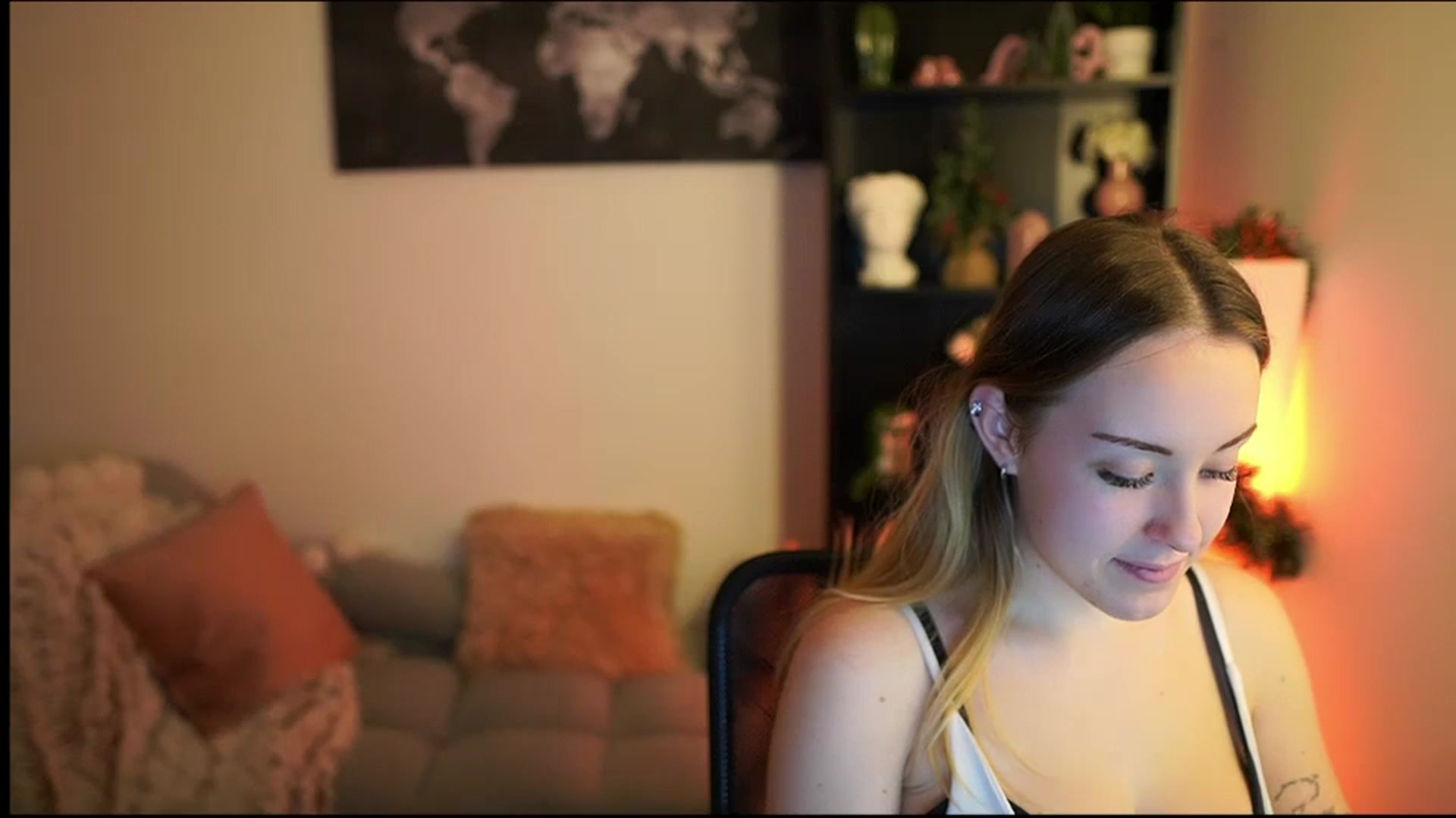 Gallery image thumbnail from Brooklyn_Ch's myfreecams stream on, 12/27/2023, 15:38 image 7 of 20