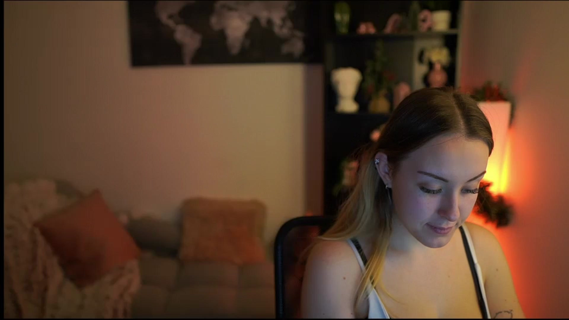 Gallery image thumbnail from Brooklyn_Ch's myfreecams stream on, 12/27/2023, 15:38 image 14 of 20