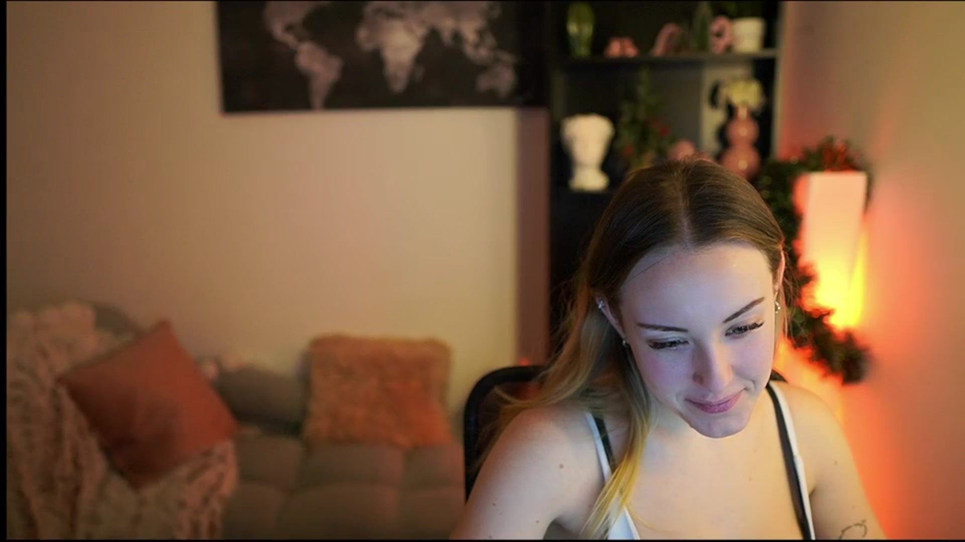 Gallery image thumbnail from Brooklyn_Ch's myfreecams stream on, 12/27/2023, 15:38 image 15 of 20