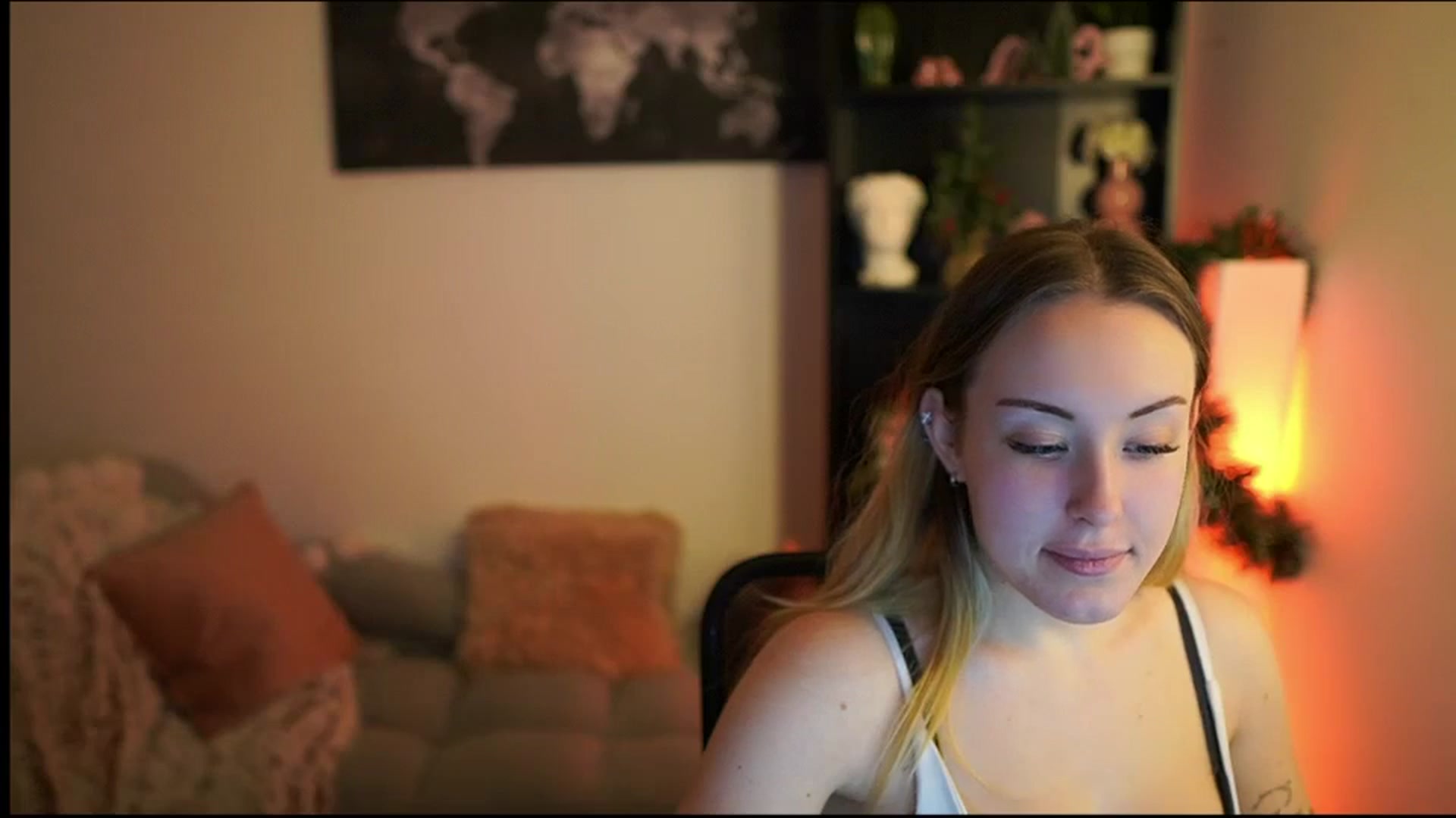 Gallery image thumbnail from Brooklyn_Ch's myfreecams stream on, 12/27/2023, 15:38 image 16 of 20