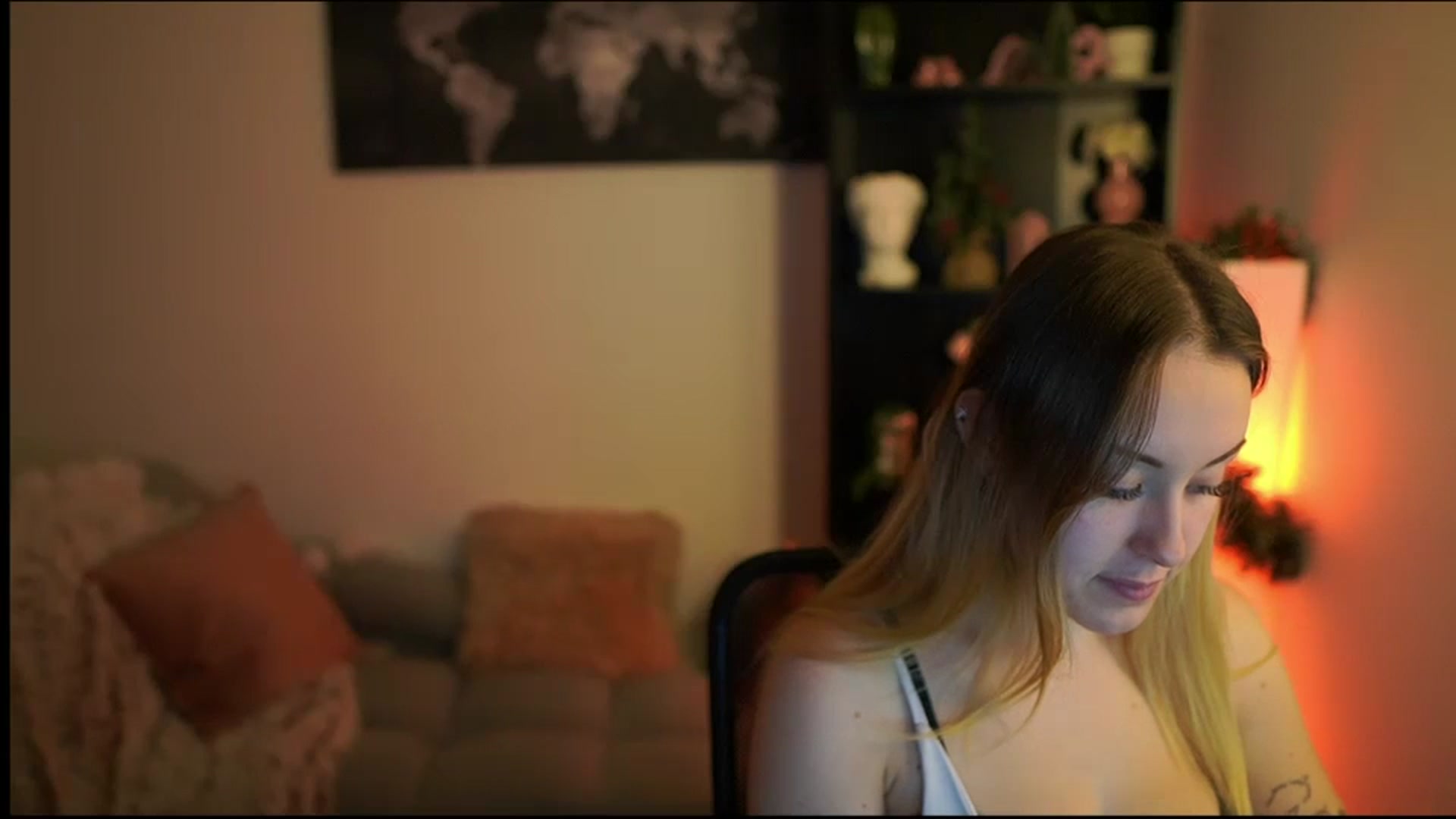 Gallery image thumbnail from Brooklyn_Ch's myfreecams stream on, 12/27/2023, 15:38 image 2 of 20