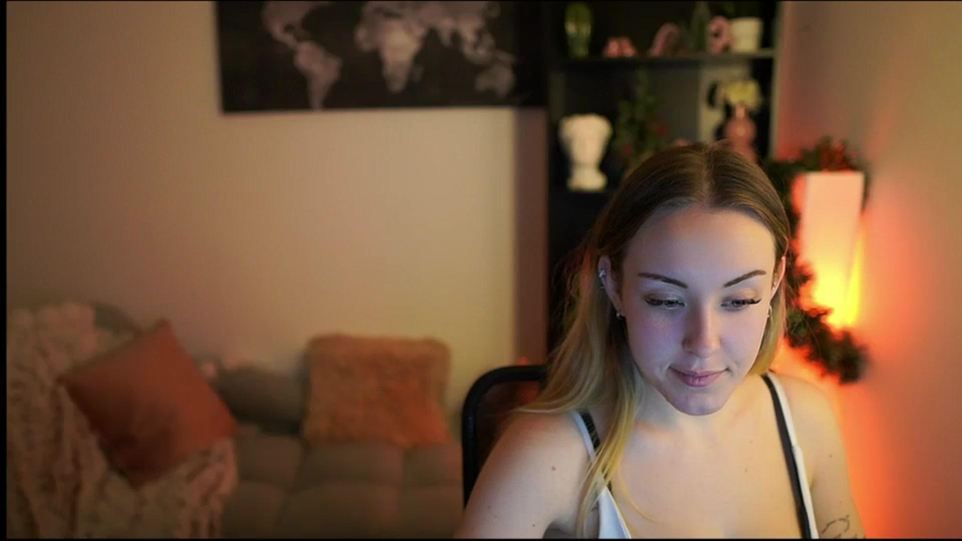 Gallery image thumbnail from Brooklyn_Ch's myfreecams stream on, 12/27/2023, 15:38 image 12 of 20