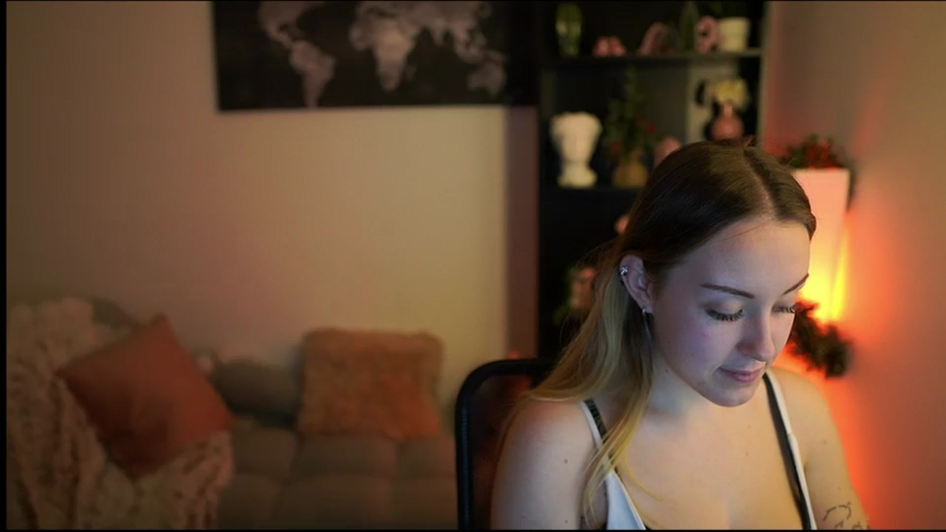 Gallery image thumbnail from Brooklyn_Ch's myfreecams stream on, 12/27/2023, 15:38 image 11 of 20