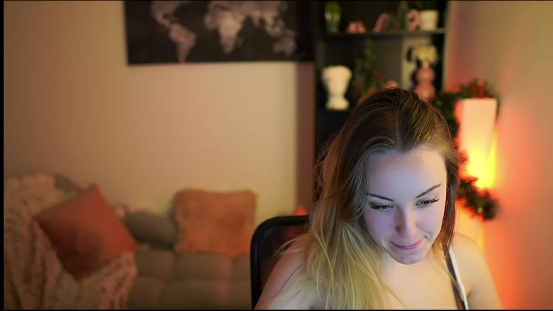 Gallery image thumbnail from Brooklyn_Ch's myfreecams stream on, 12/27/2023, 18:38 image 17 of 20