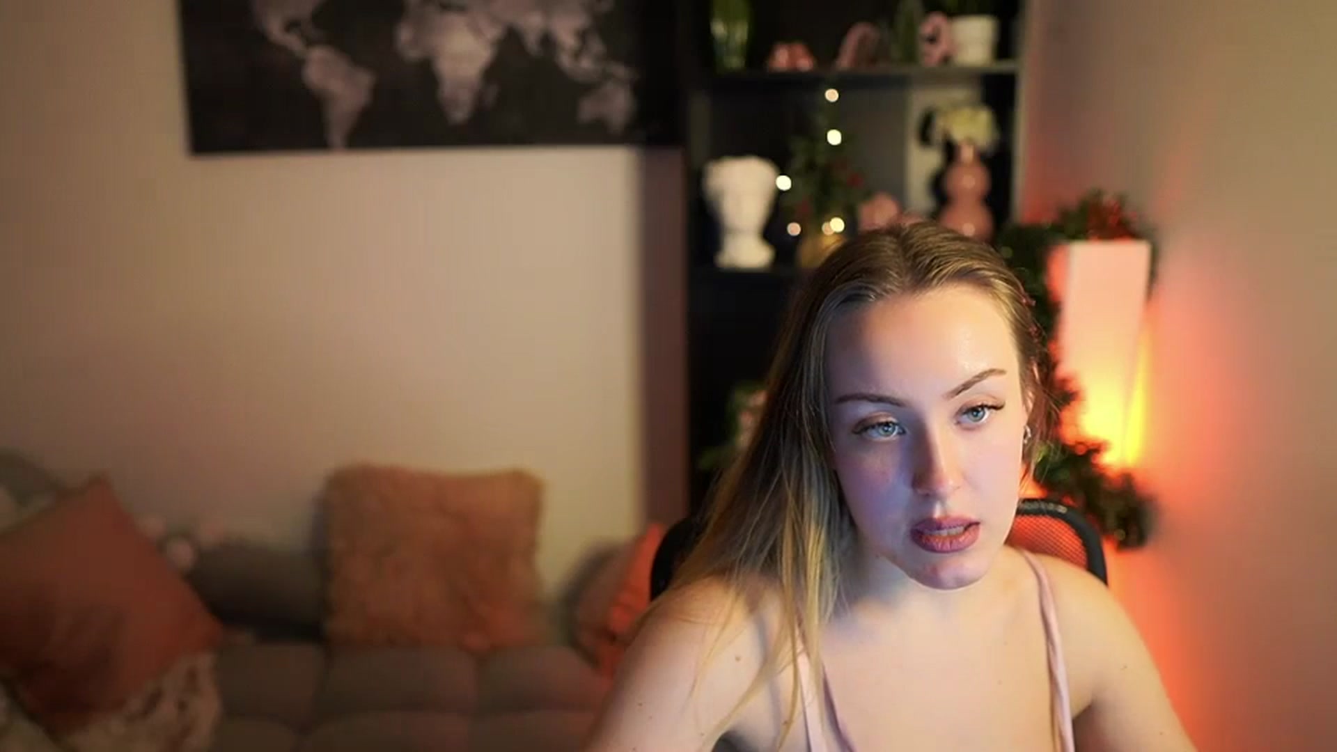 Gallery image thumbnail from Brooklyn_Ch's myfreecams stream on, 12/28/2023, 16:39 image 13 of 20