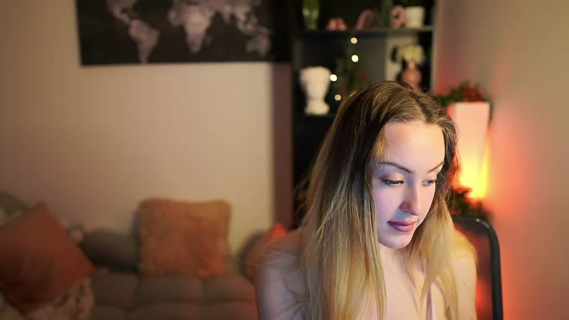 Gallery image thumbnail from Brooklyn_Ch's myfreecams stream on, 12/28/2023, 16:39 image 17 of 20