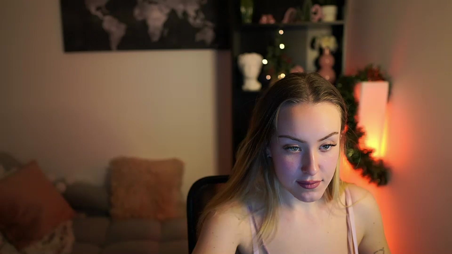 Gallery image thumbnail from Brooklyn_Ch's myfreecams stream on, 12/28/2023, 16:39 image 6 of 20