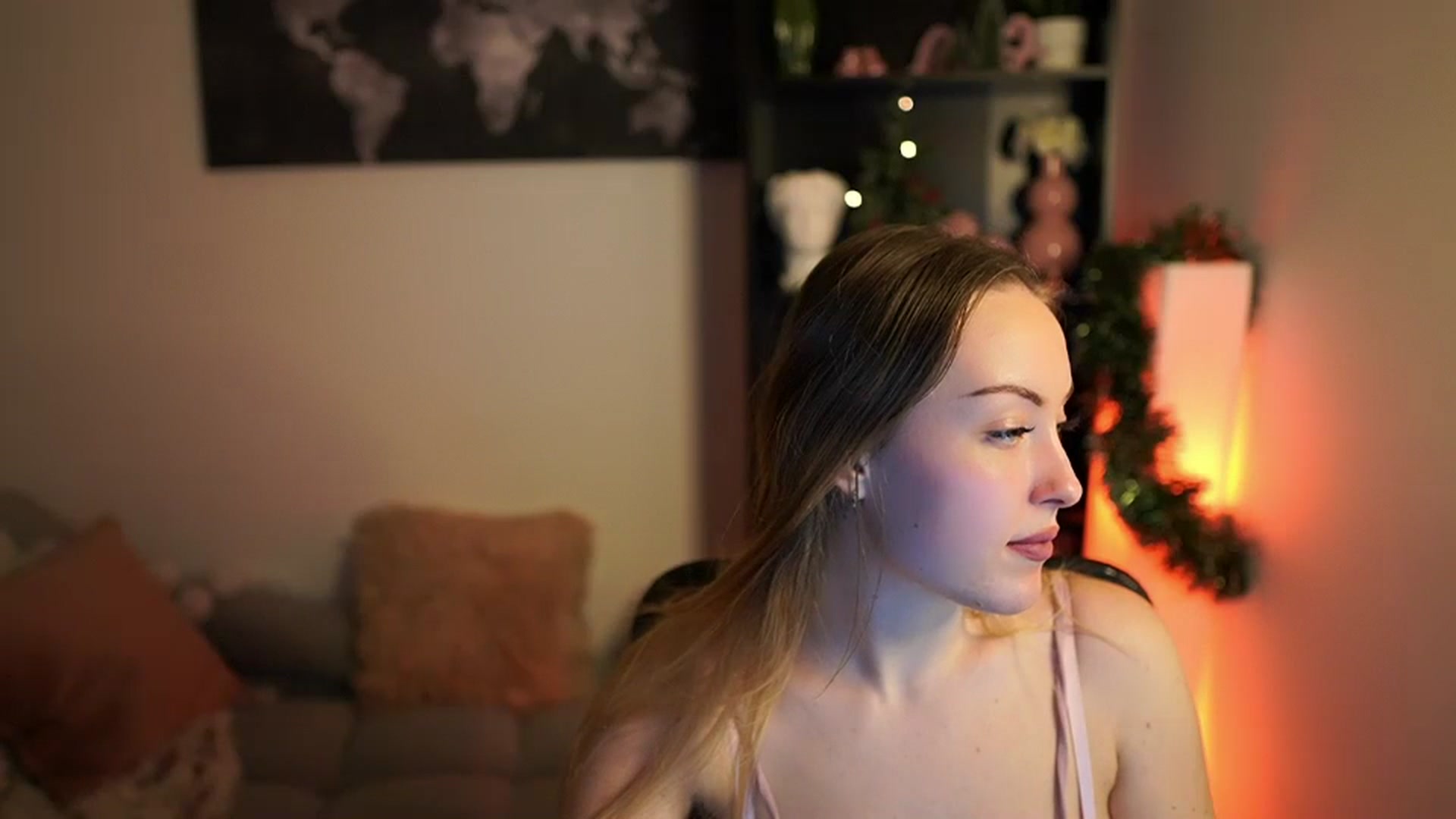 Gallery image thumbnail from Brooklyn_Ch's myfreecams stream on, 12/28/2023, 16:39 image 4 of 20