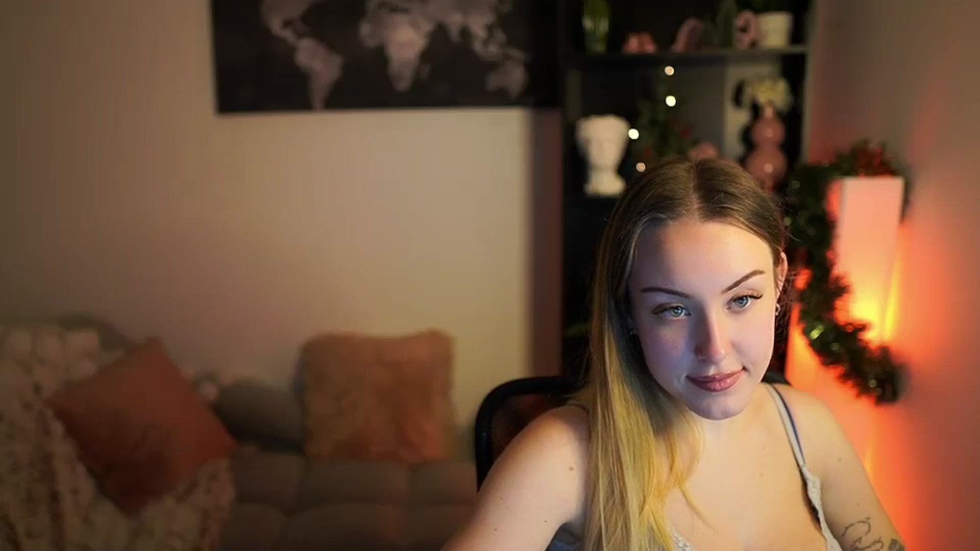 Gallery image thumbnail from Brooklyn_Ch's myfreecams stream on, 12/29/2023, 16:04 image 9 of 20