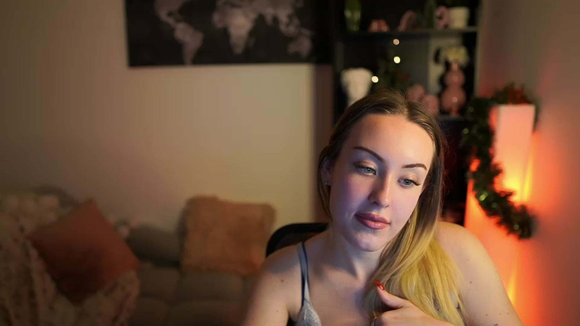 Gallery image thumbnail from Brooklyn_Ch's myfreecams stream on, 12/29/2023, 18:16 image 17 of 20