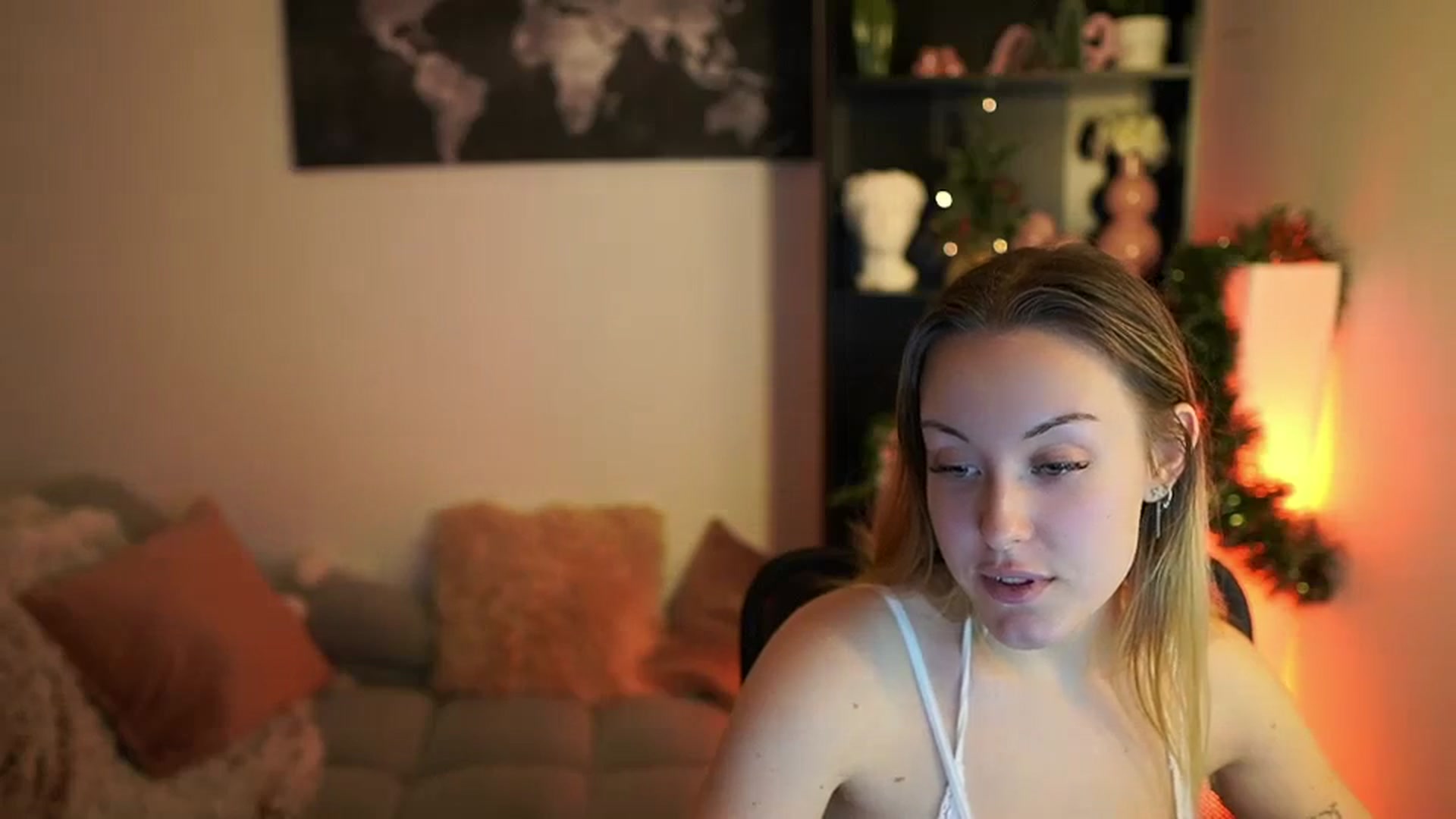Gallery image thumbnail from Brooklyn_Ch's myfreecams stream on, 12/31/2023, 10:21 image 17 of 20