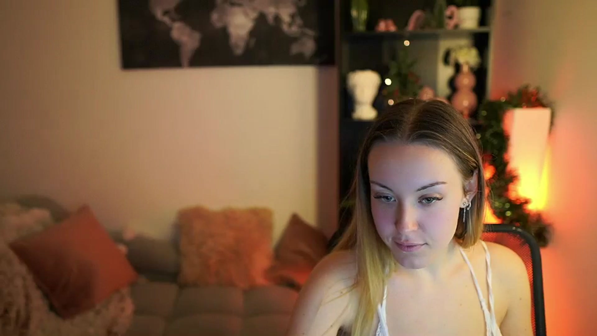 Gallery image thumbnail from Brooklyn_Ch's myfreecams stream on, 12/31/2023, 10:21 image 2 of 20