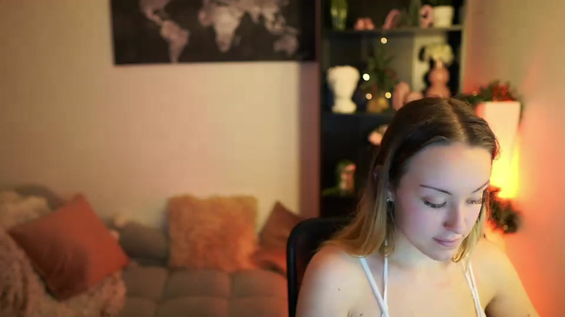 Gallery image thumbnail from Brooklyn_Ch's myfreecams stream on, 12/31/2023, 10:21 image 6 of 20