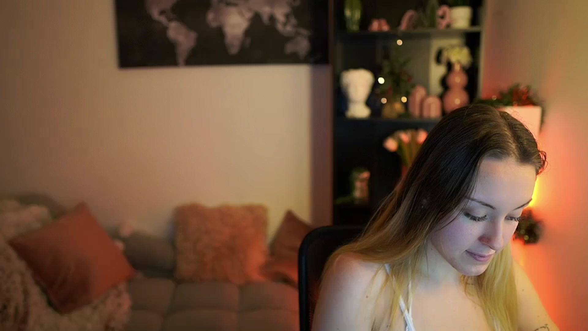 Gallery image thumbnail from Brooklyn_Ch's myfreecams stream on, 12/31/2023, 10:21 image 14 of 20