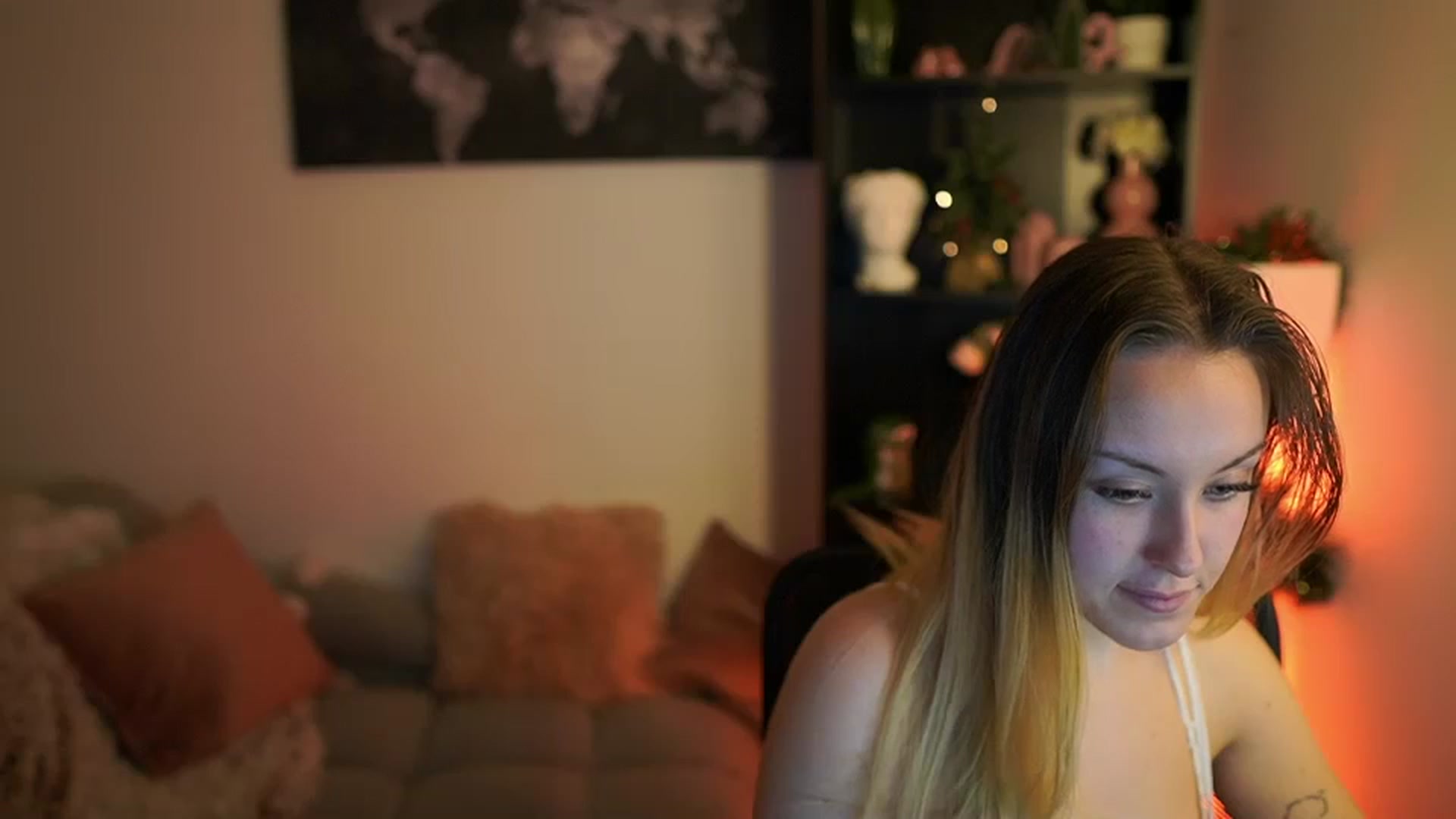 Gallery image thumbnail from Brooklyn_Ch's myfreecams stream on, 12/31/2023, 10:21 image 19 of 20
