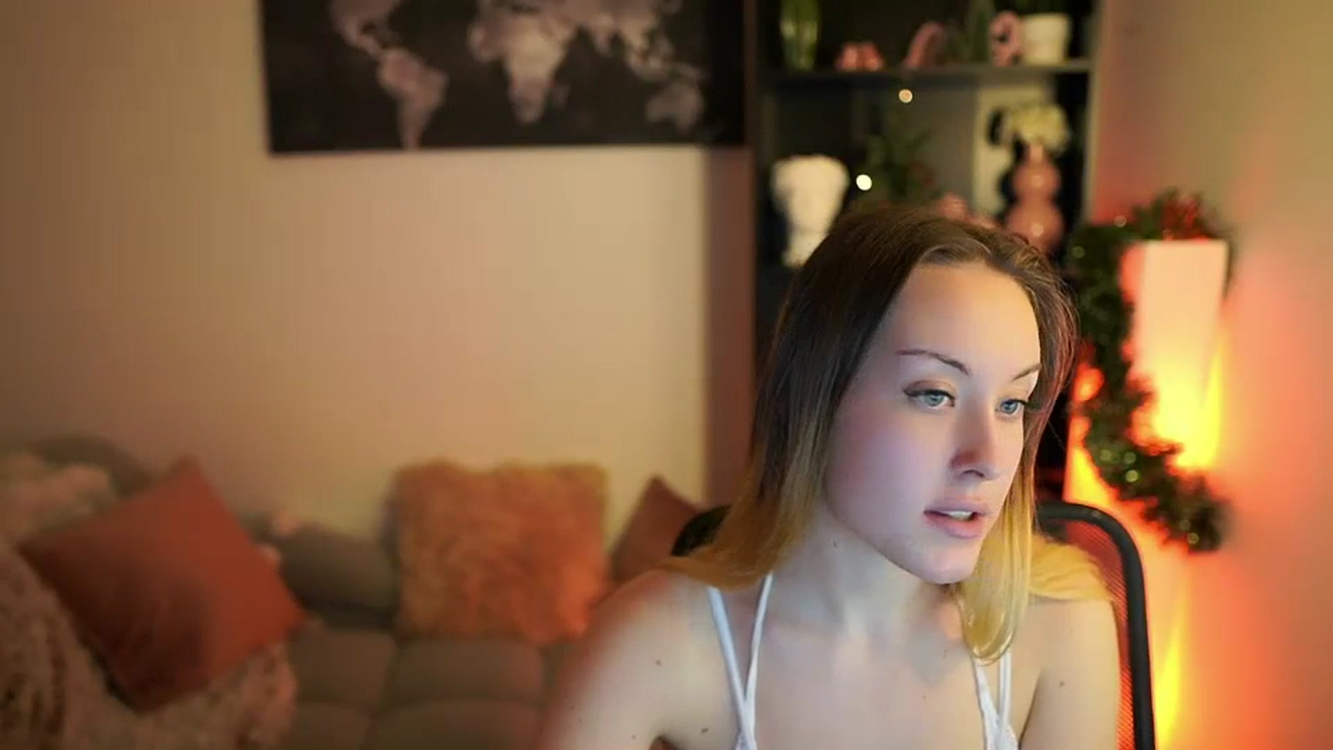 Gallery image thumbnail from Brooklyn_Ch's myfreecams stream on, 12/31/2023, 10:58 image 15 of 20